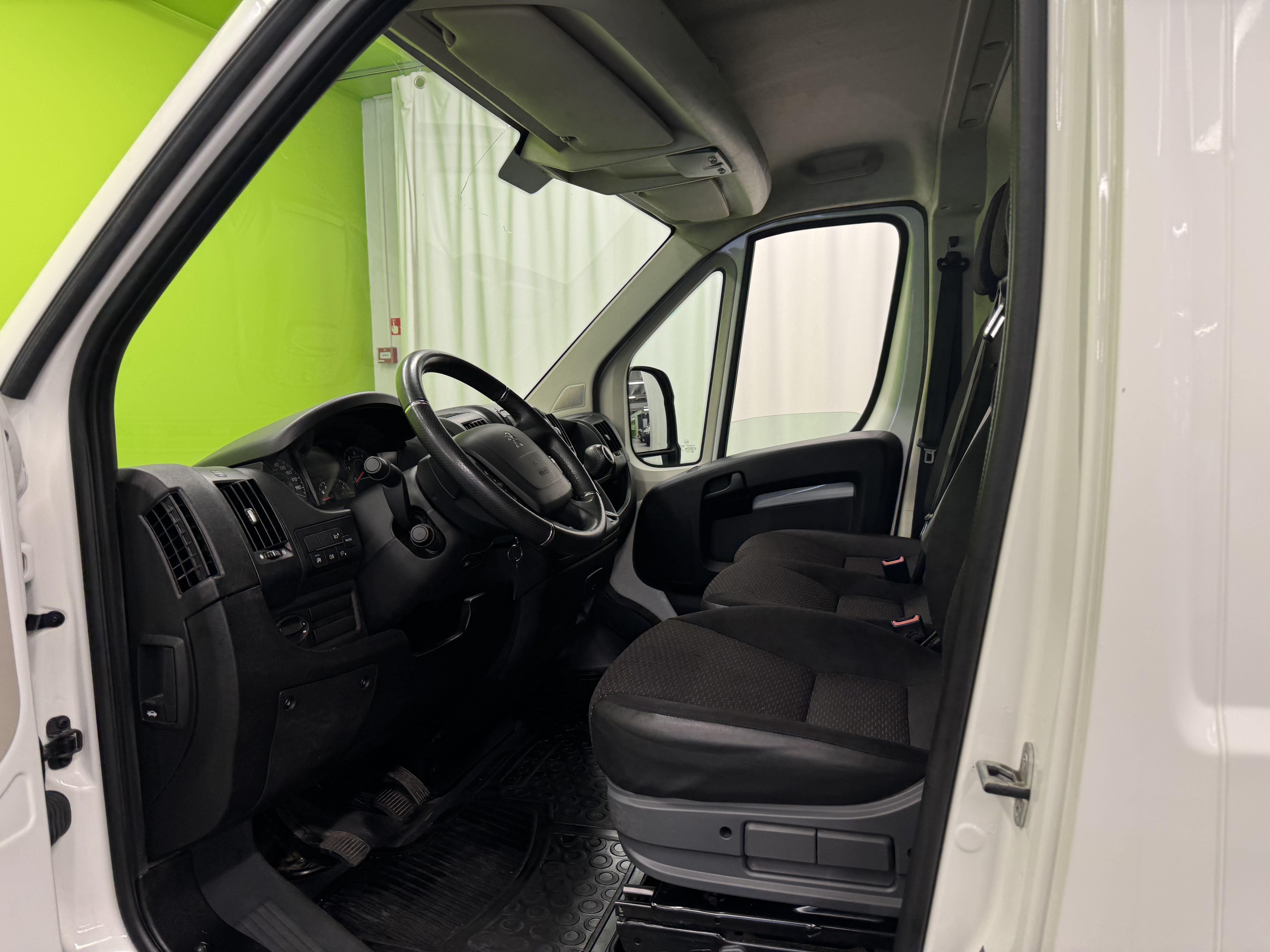 Peugeot Boxer 2021