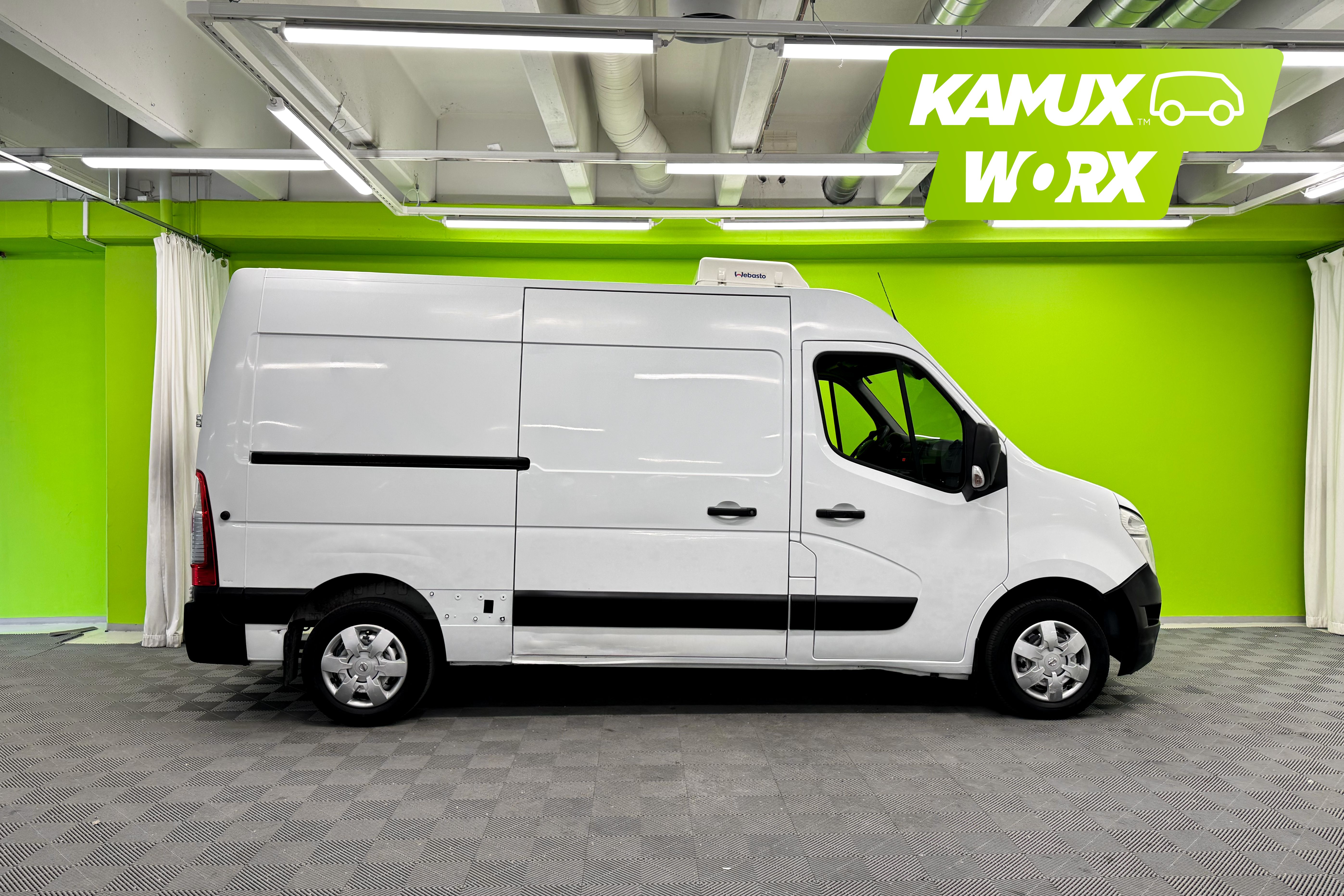 Nissan NV400 2016