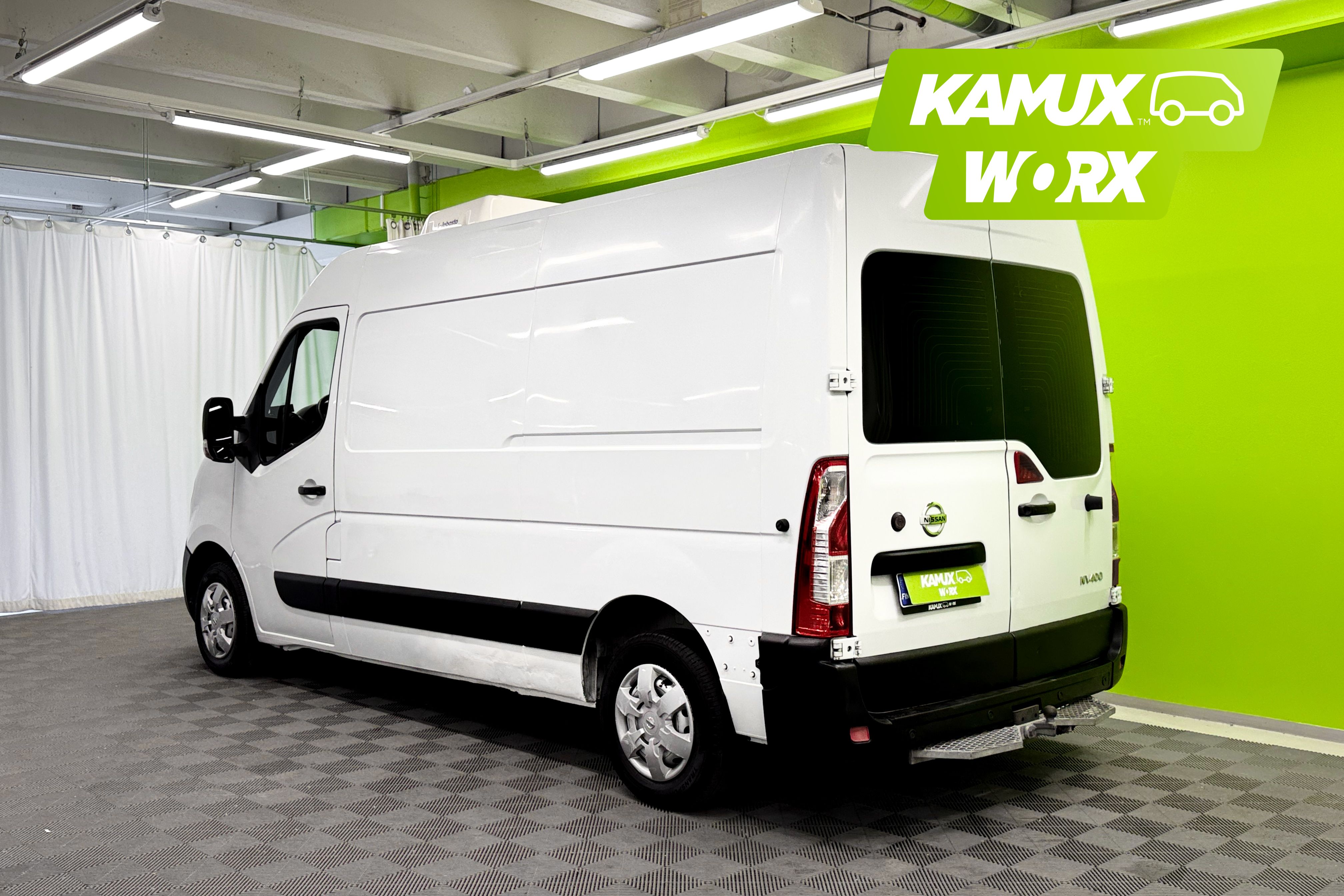 Nissan NV400 2016