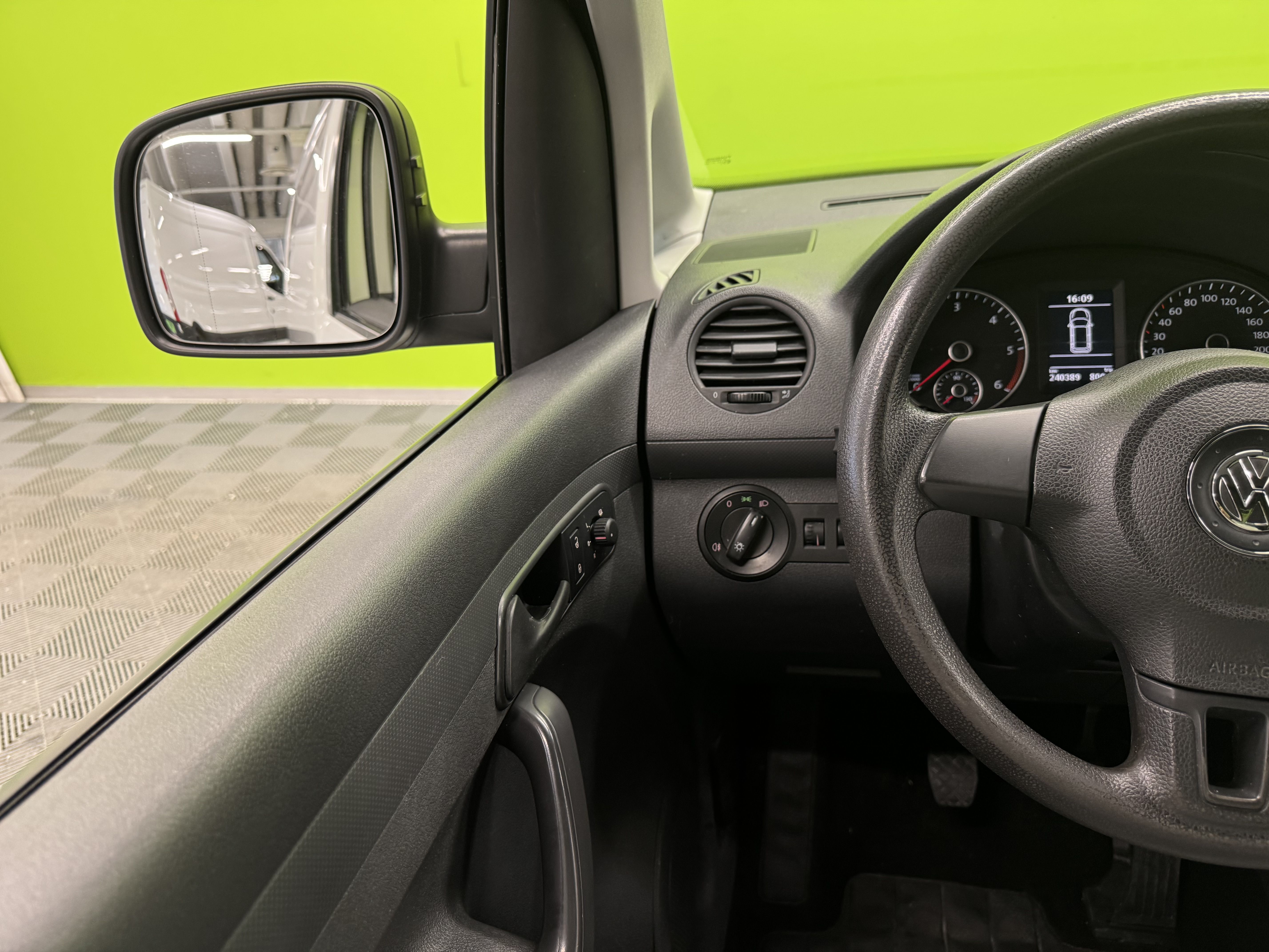 Volkswagen Caddy Maxi 2013