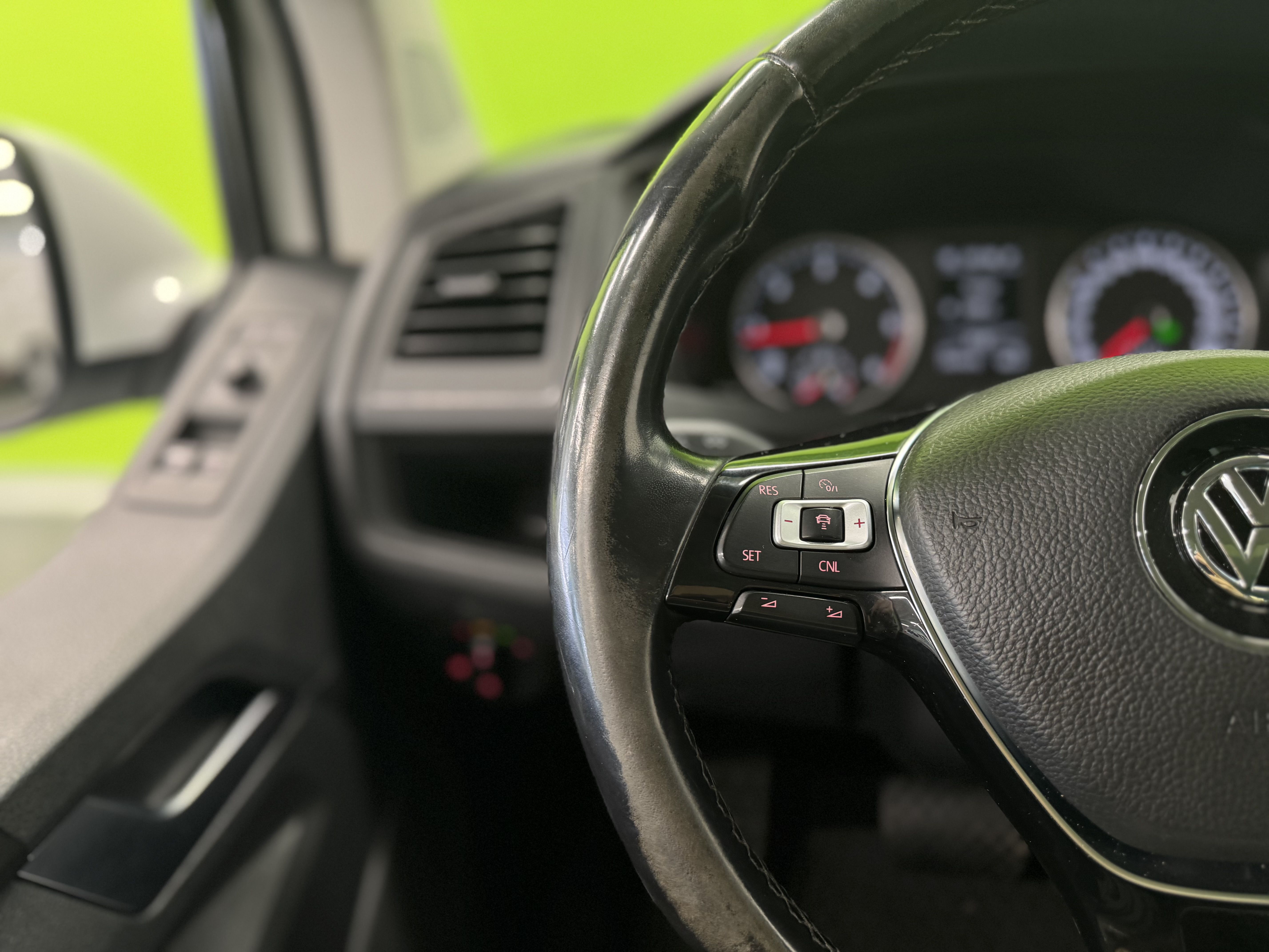 Volkswagen Caravelle 2020