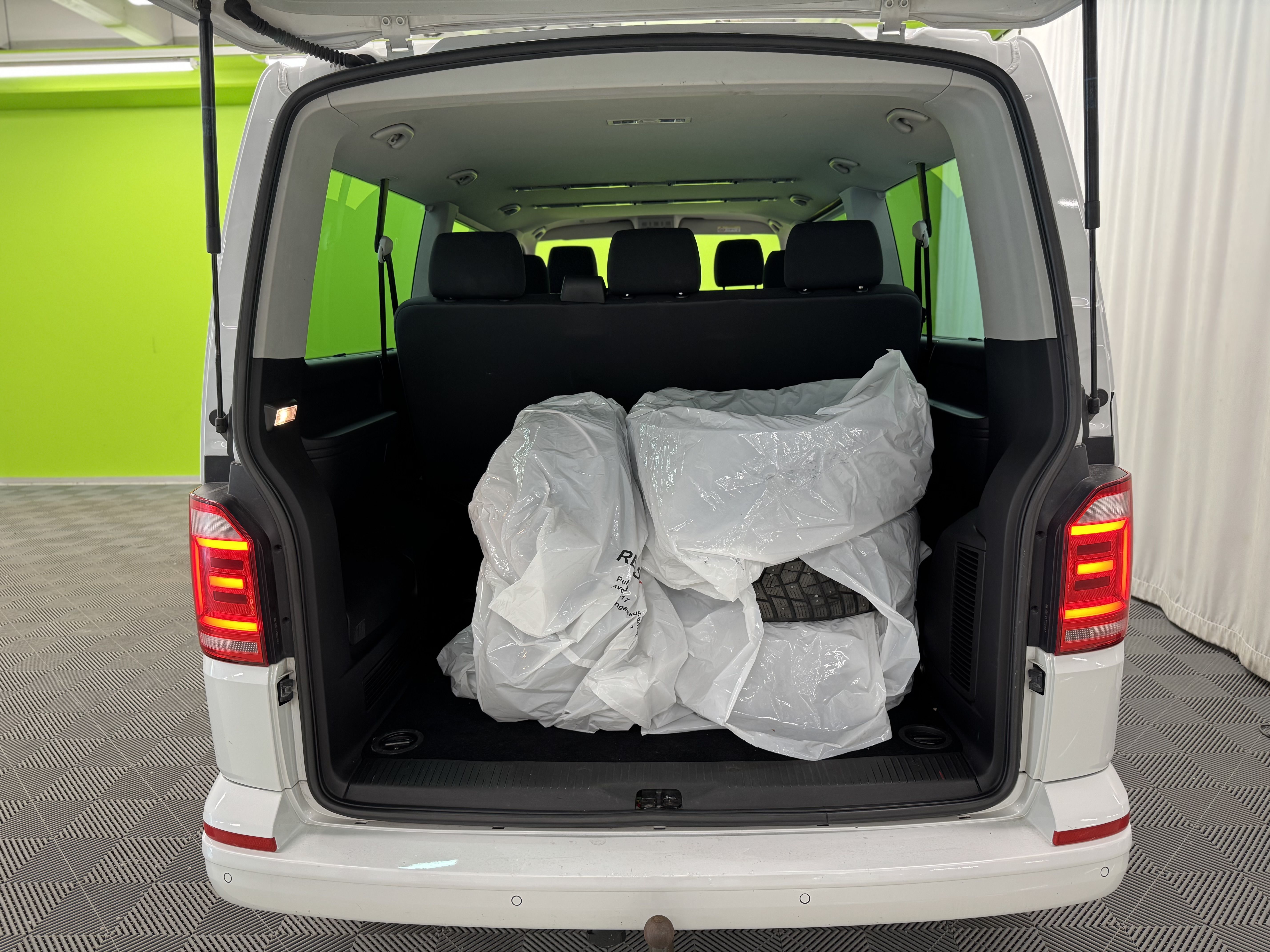 Volkswagen Caravelle 2020