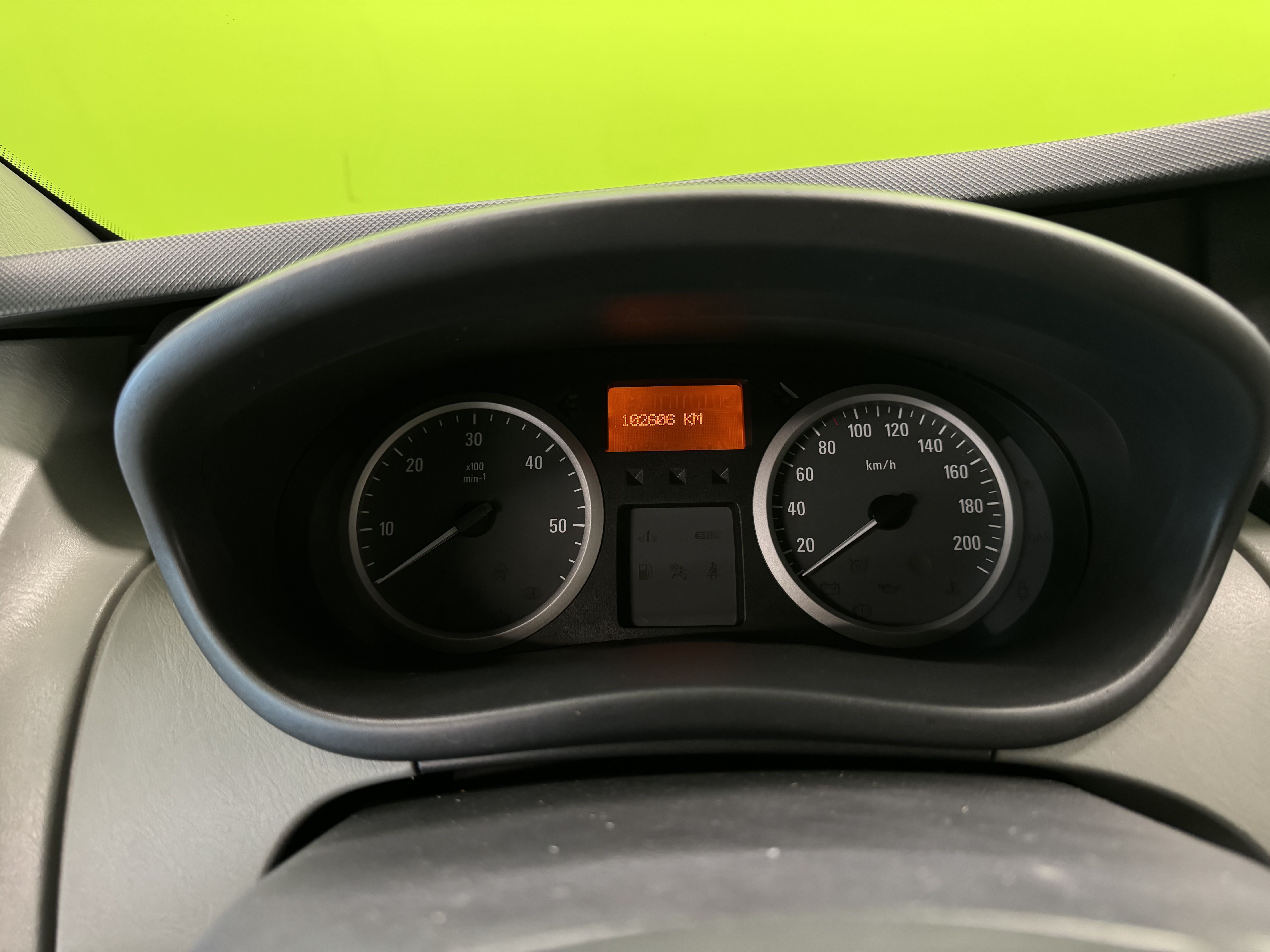 Opel Vivaro 2012
