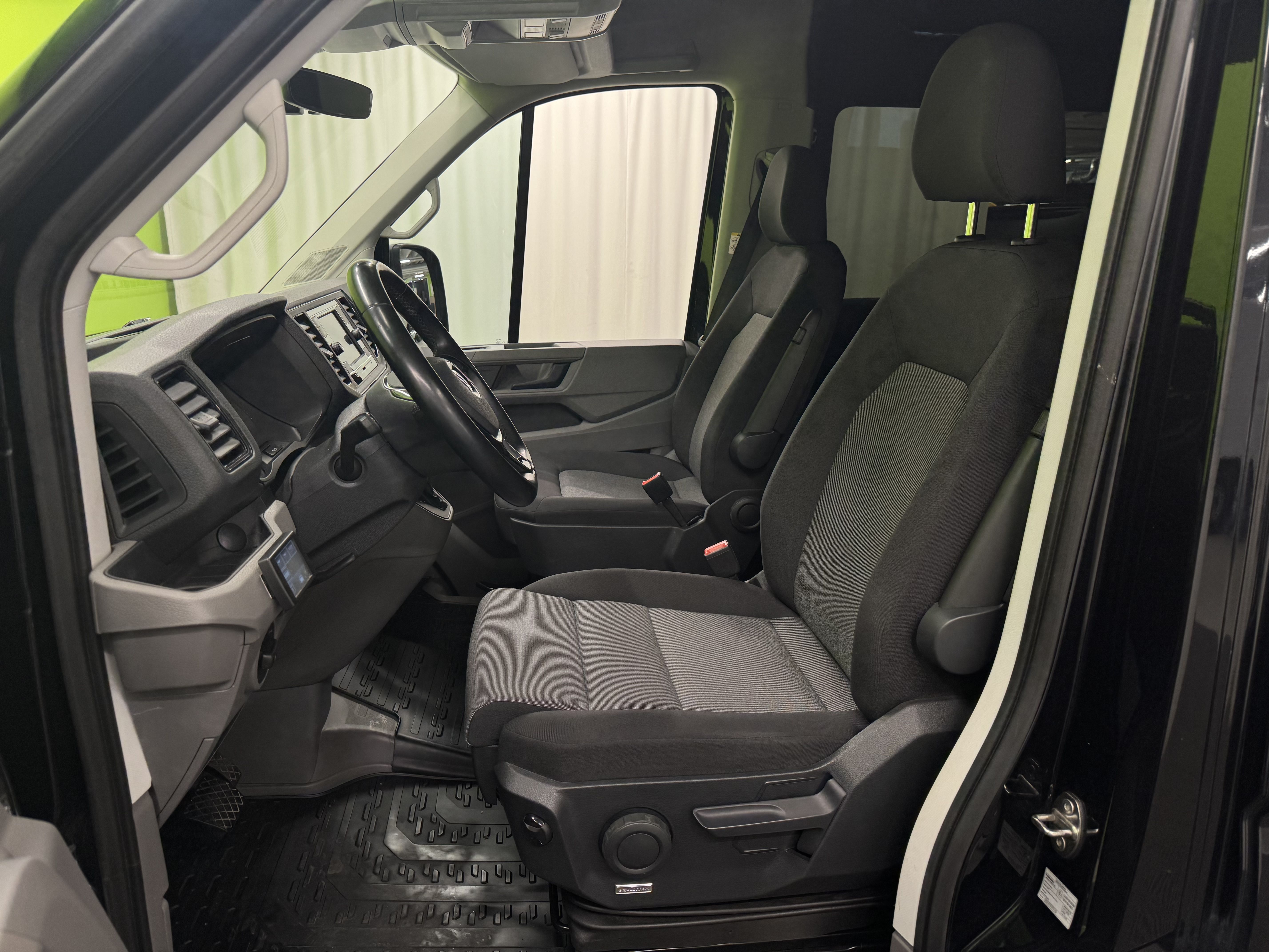 Volkswagen Crafter 2024
