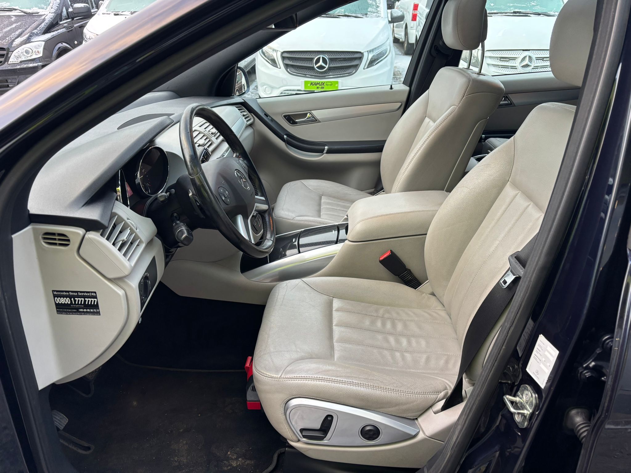 Mercedes-Benz R 2010