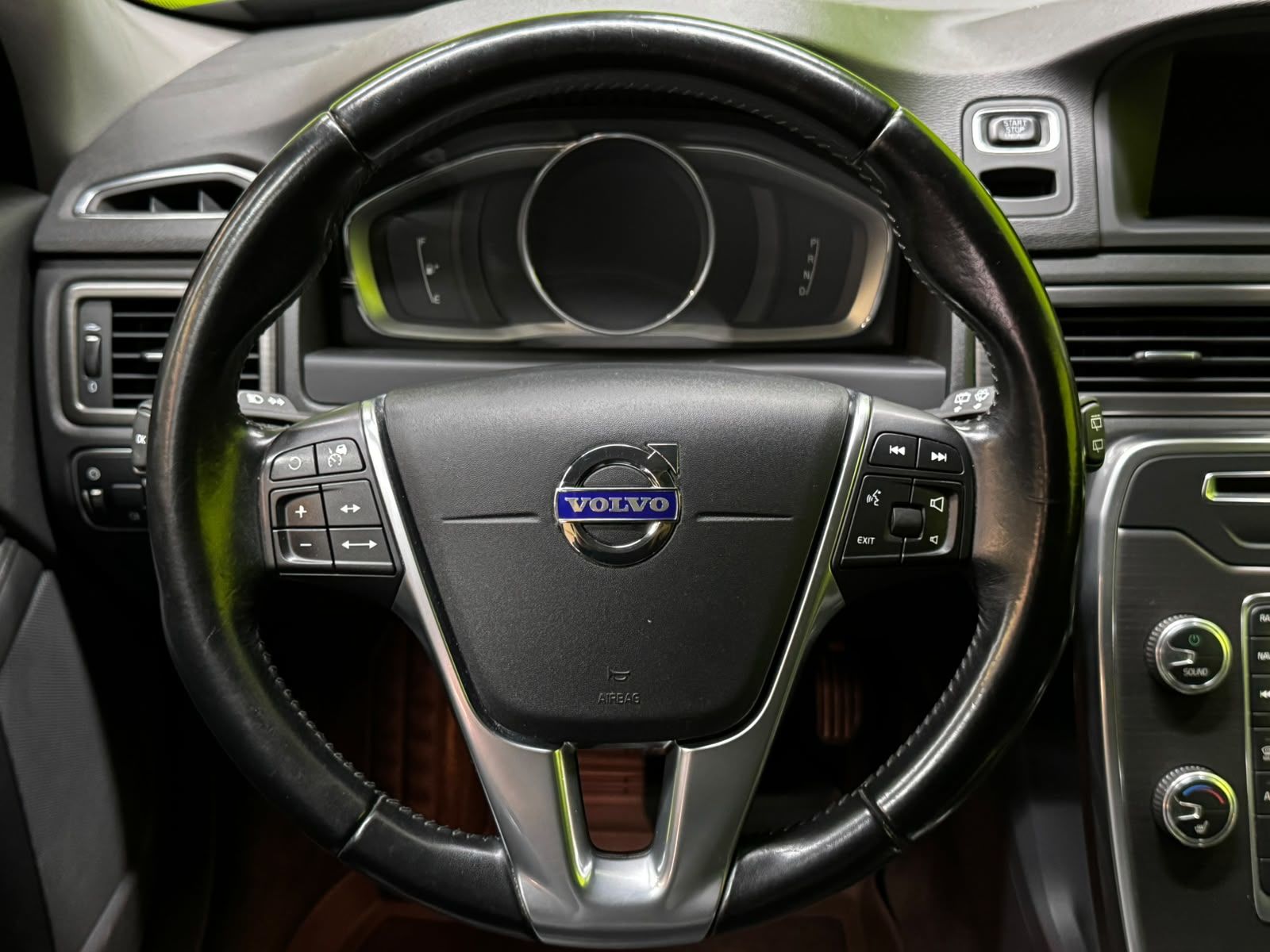 Volvo XC70 2015