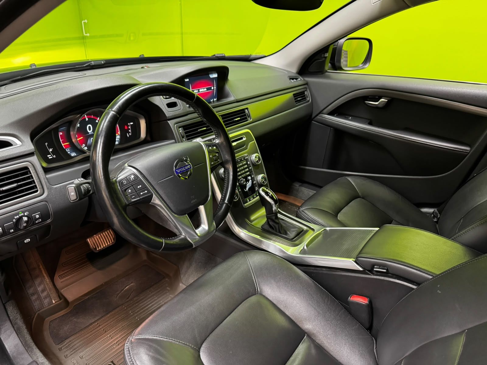 Volvo XC70 2015
