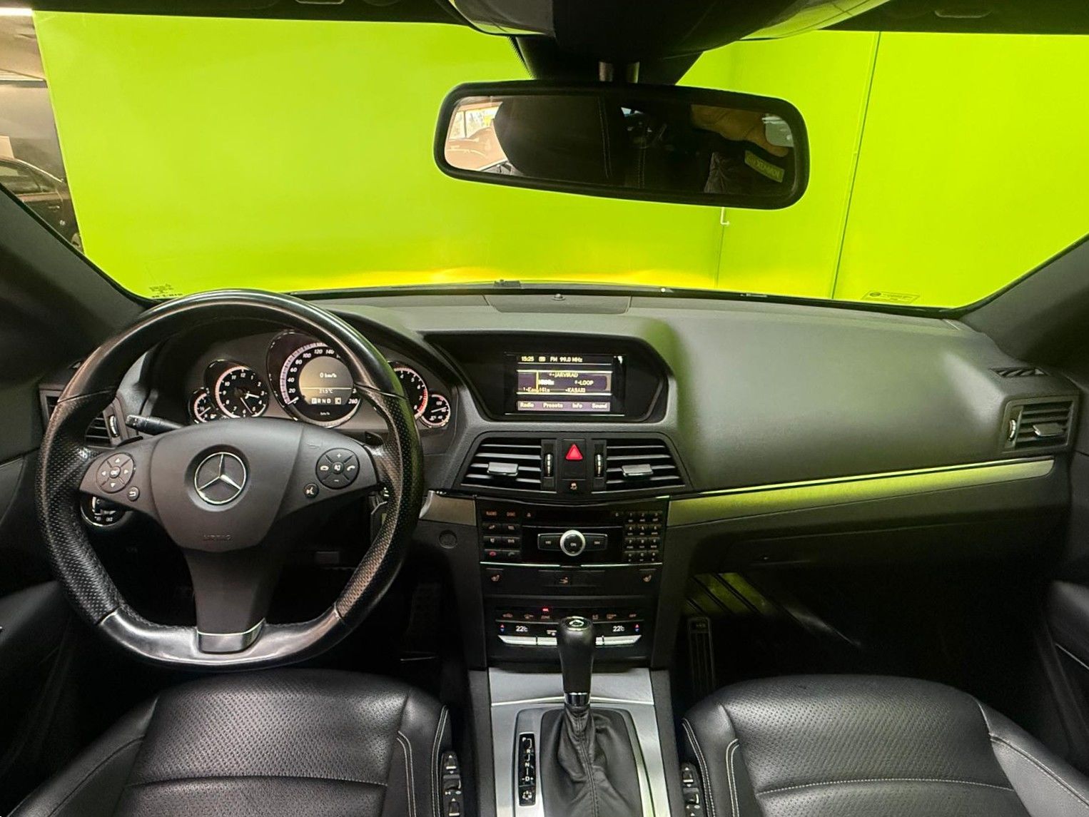 Mercedes-Benz E 2010