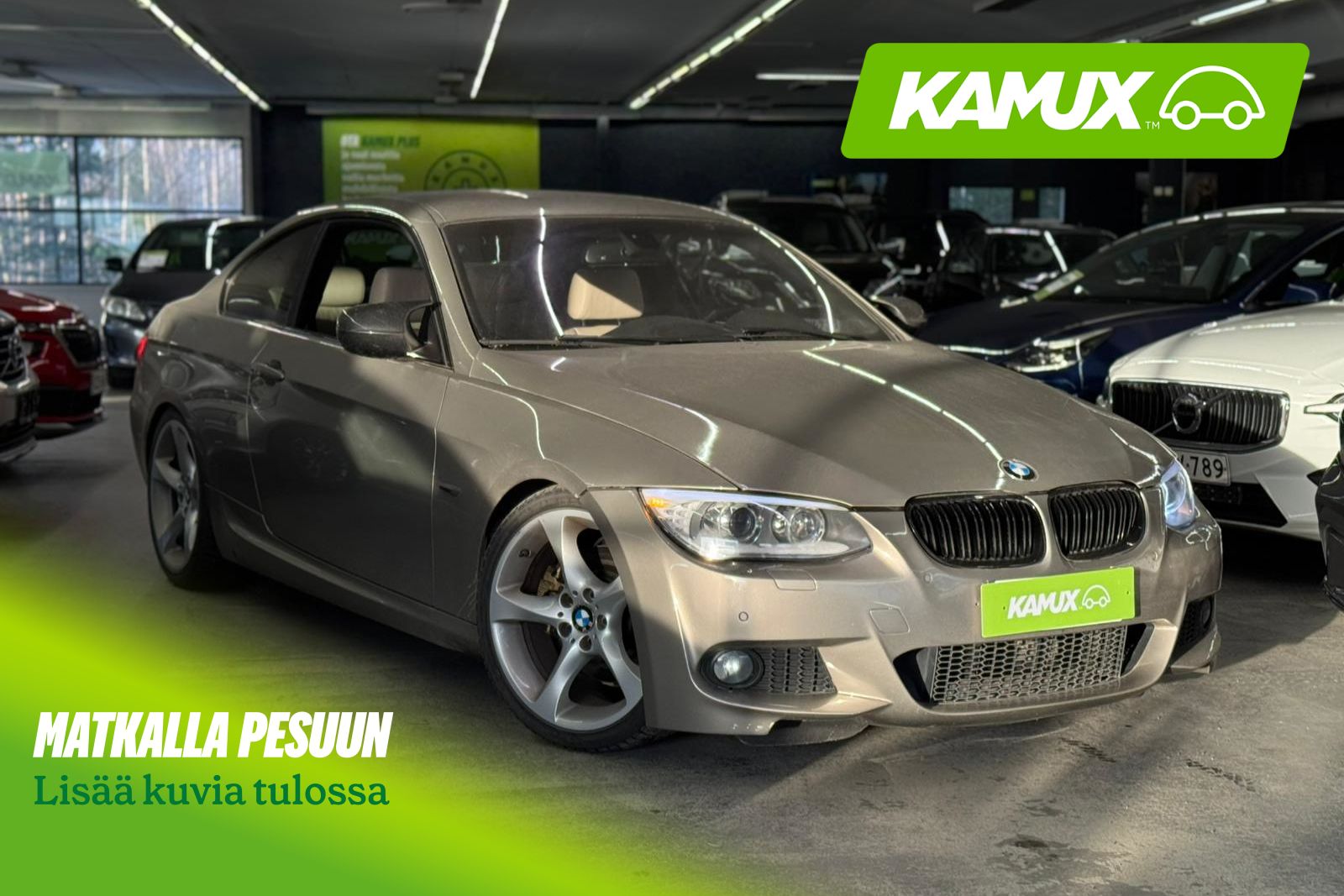 BMW 330 2011