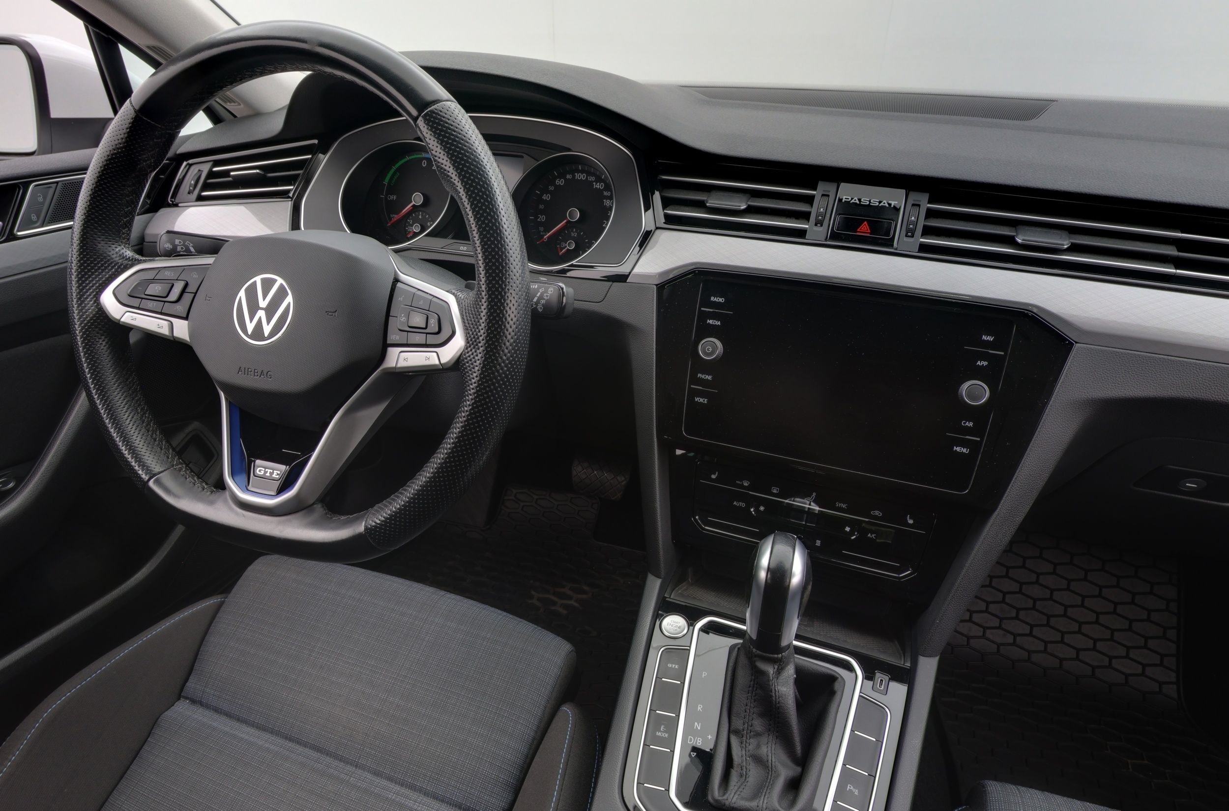 Volkswagen Passat 2022
