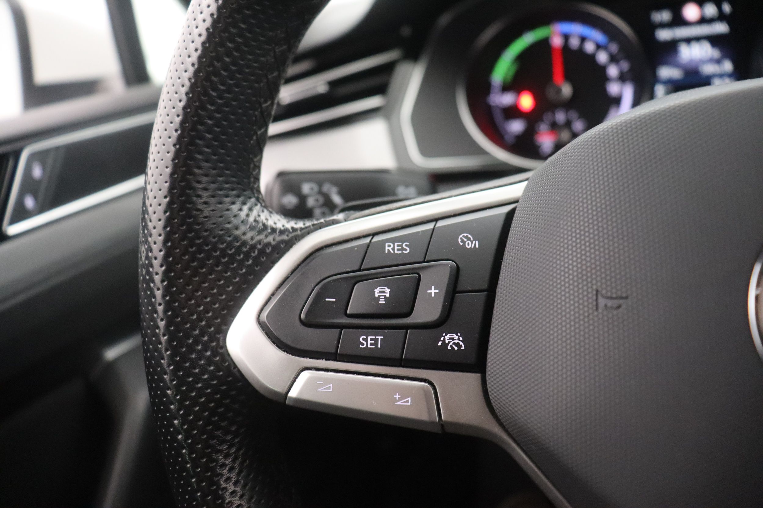 Volkswagen Passat 2022