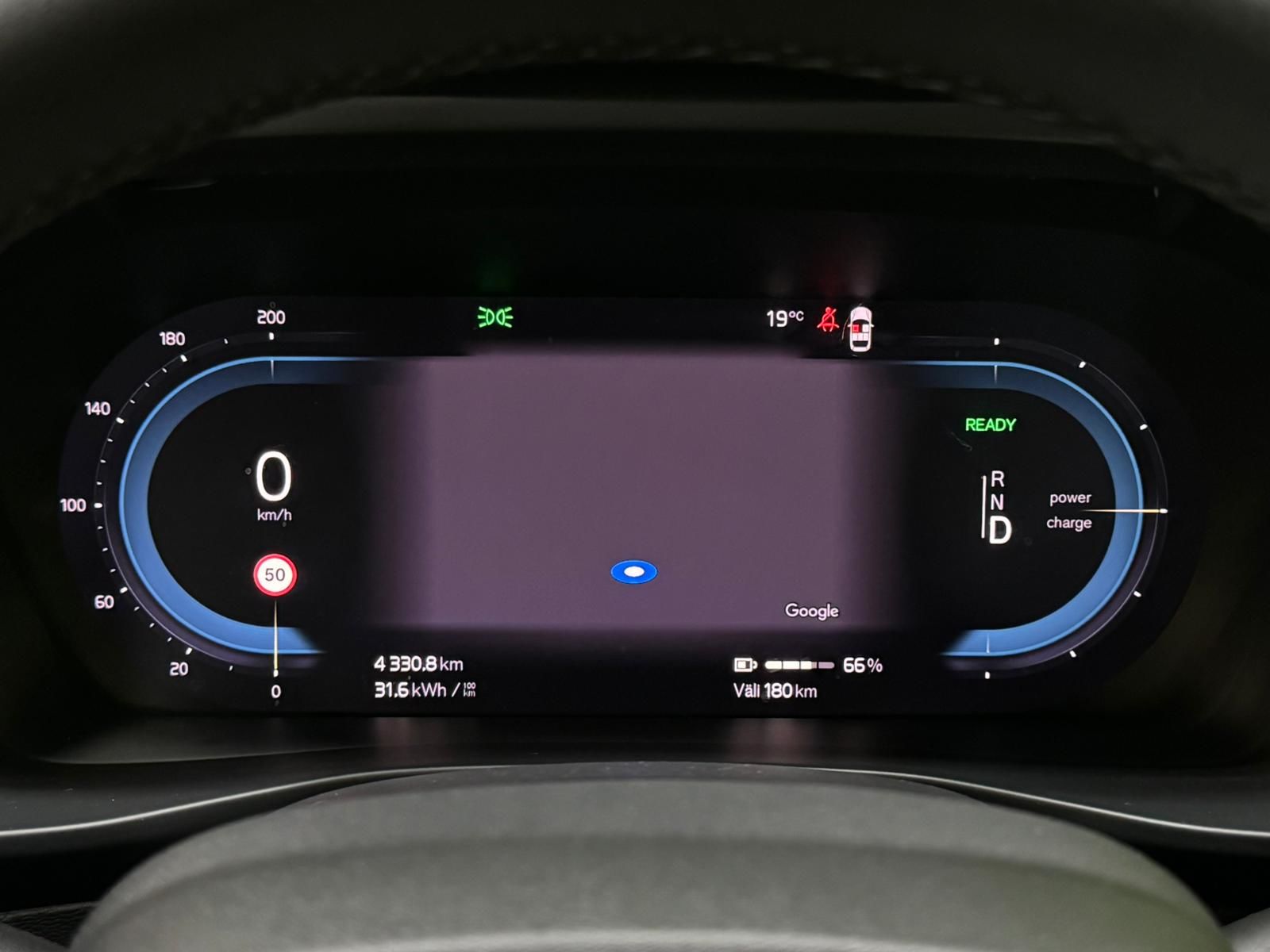 Volvo XC40 2023