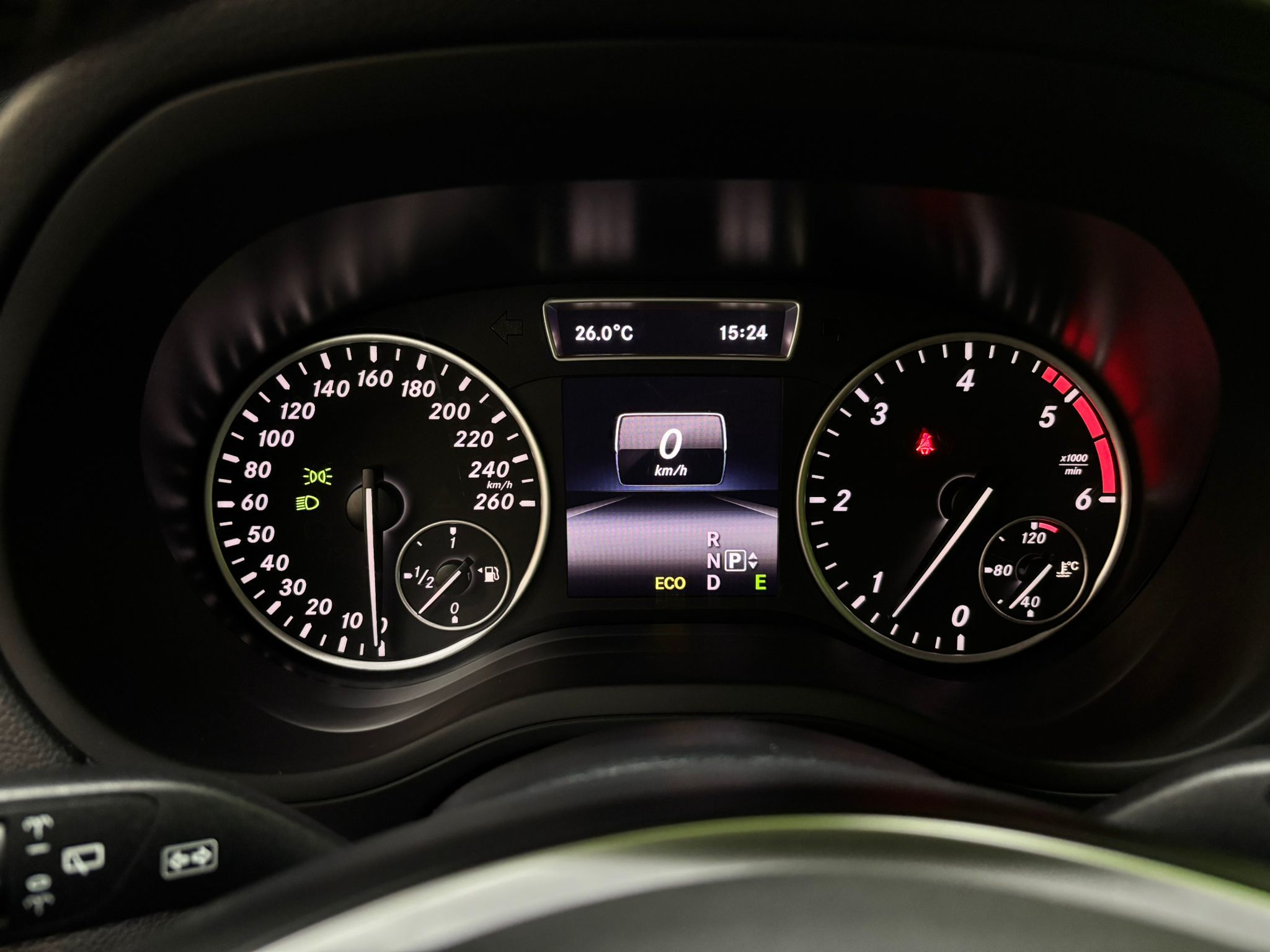 Mercedes-Benz B 2015