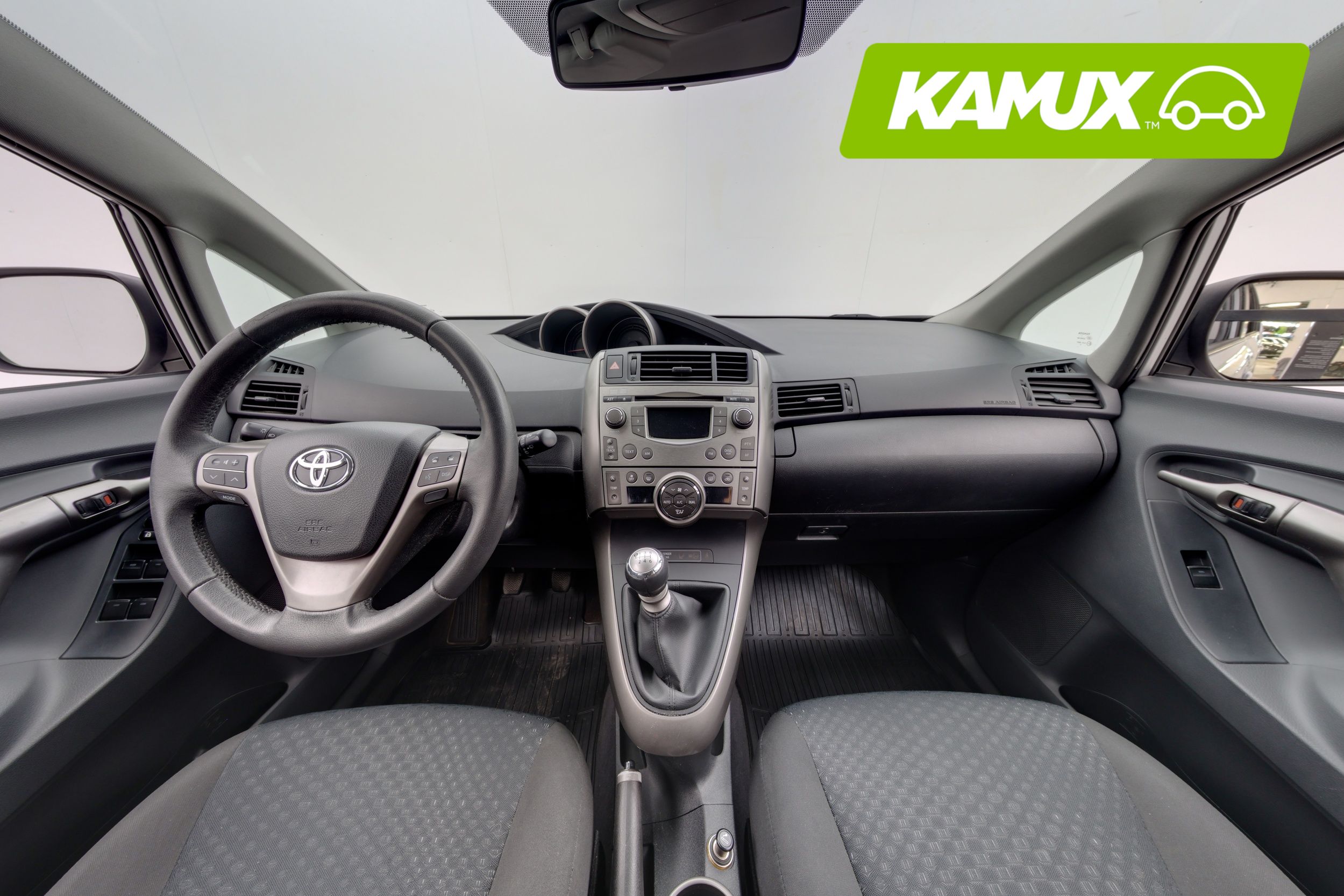Toyota Verso 2010