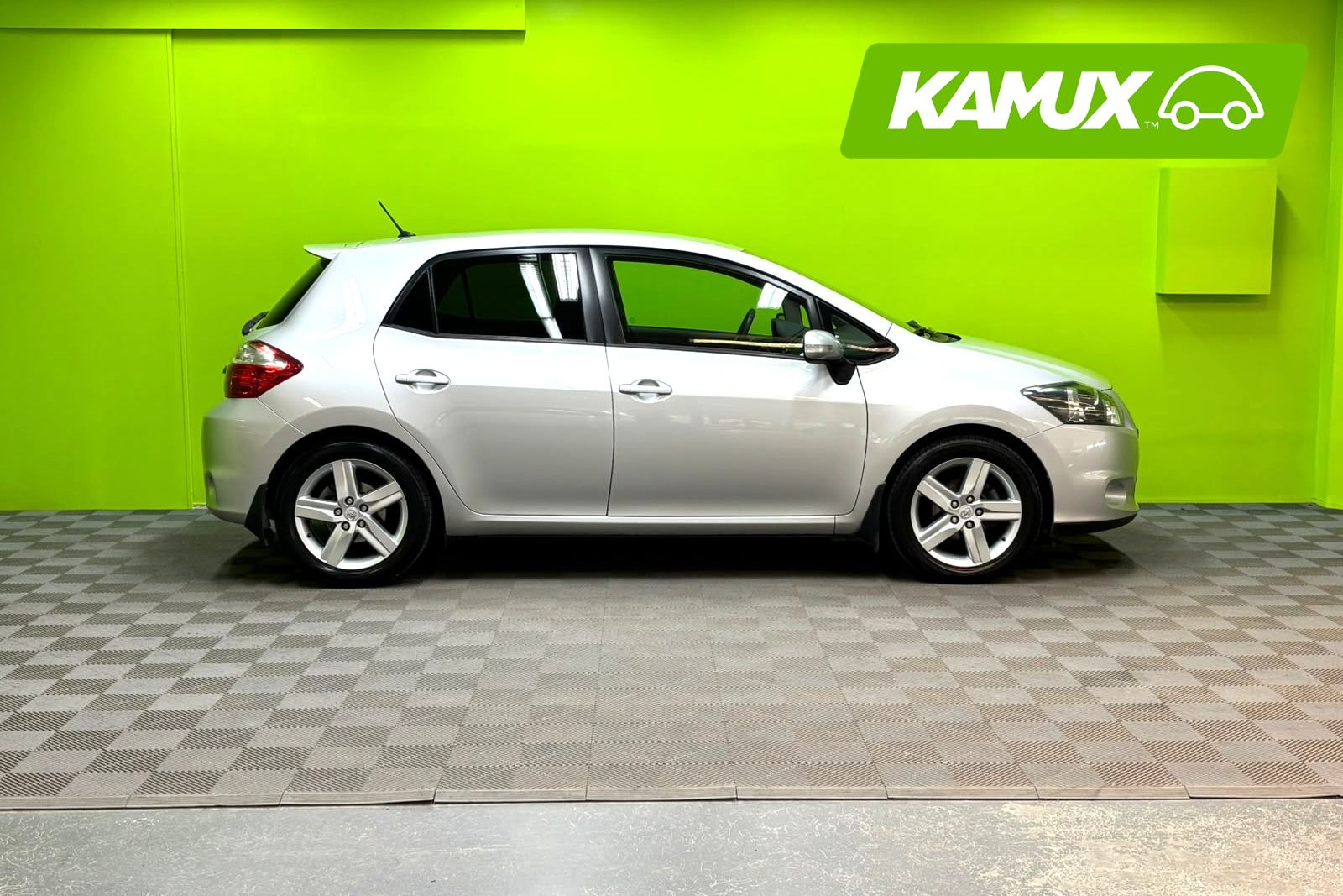 Toyota Auris 2012
