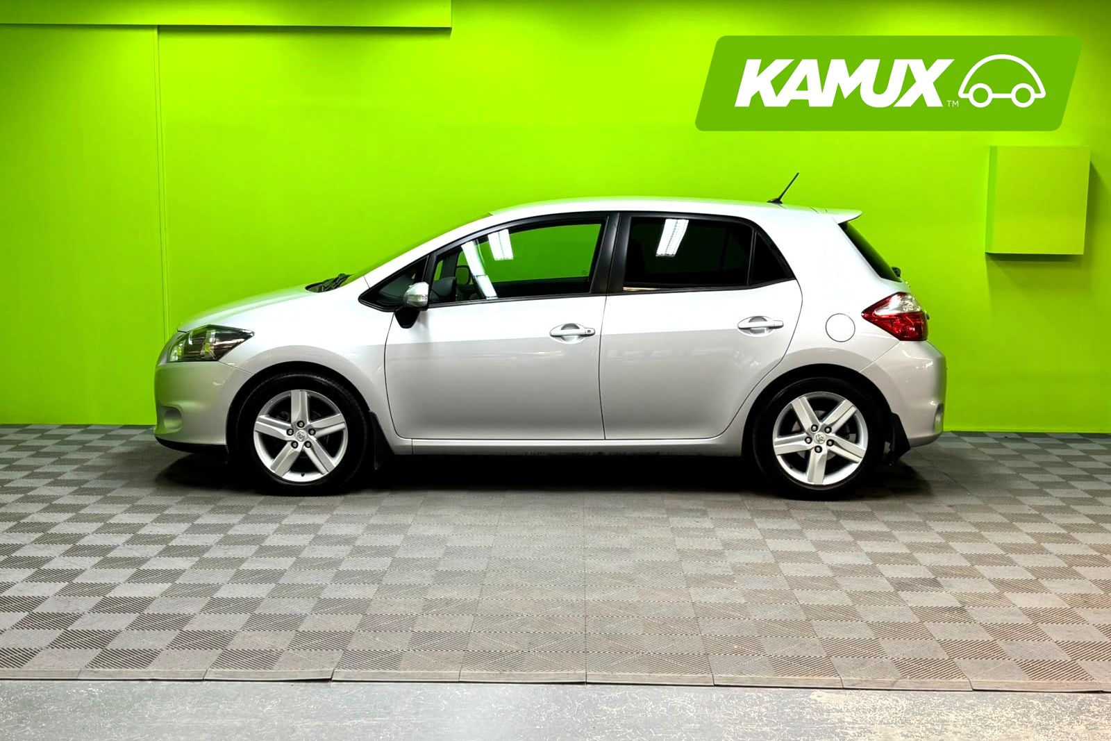 Toyota Auris 2012