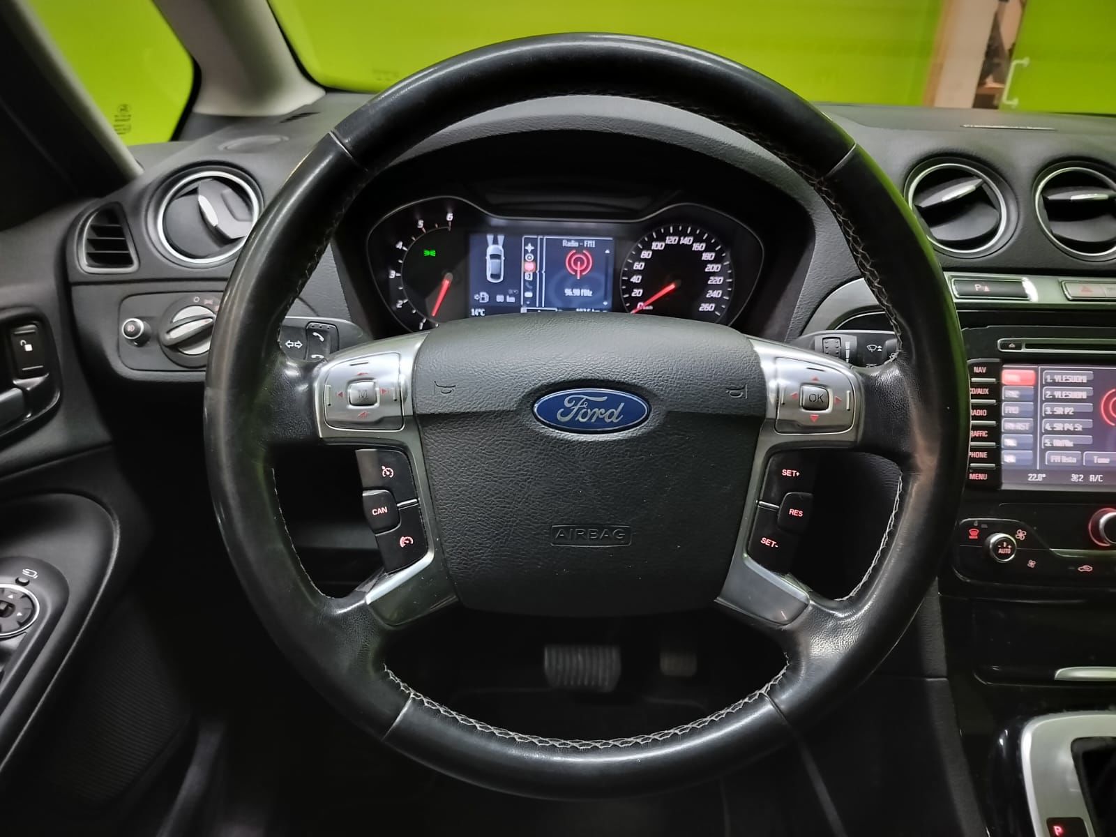 Ford S-MAX 2011