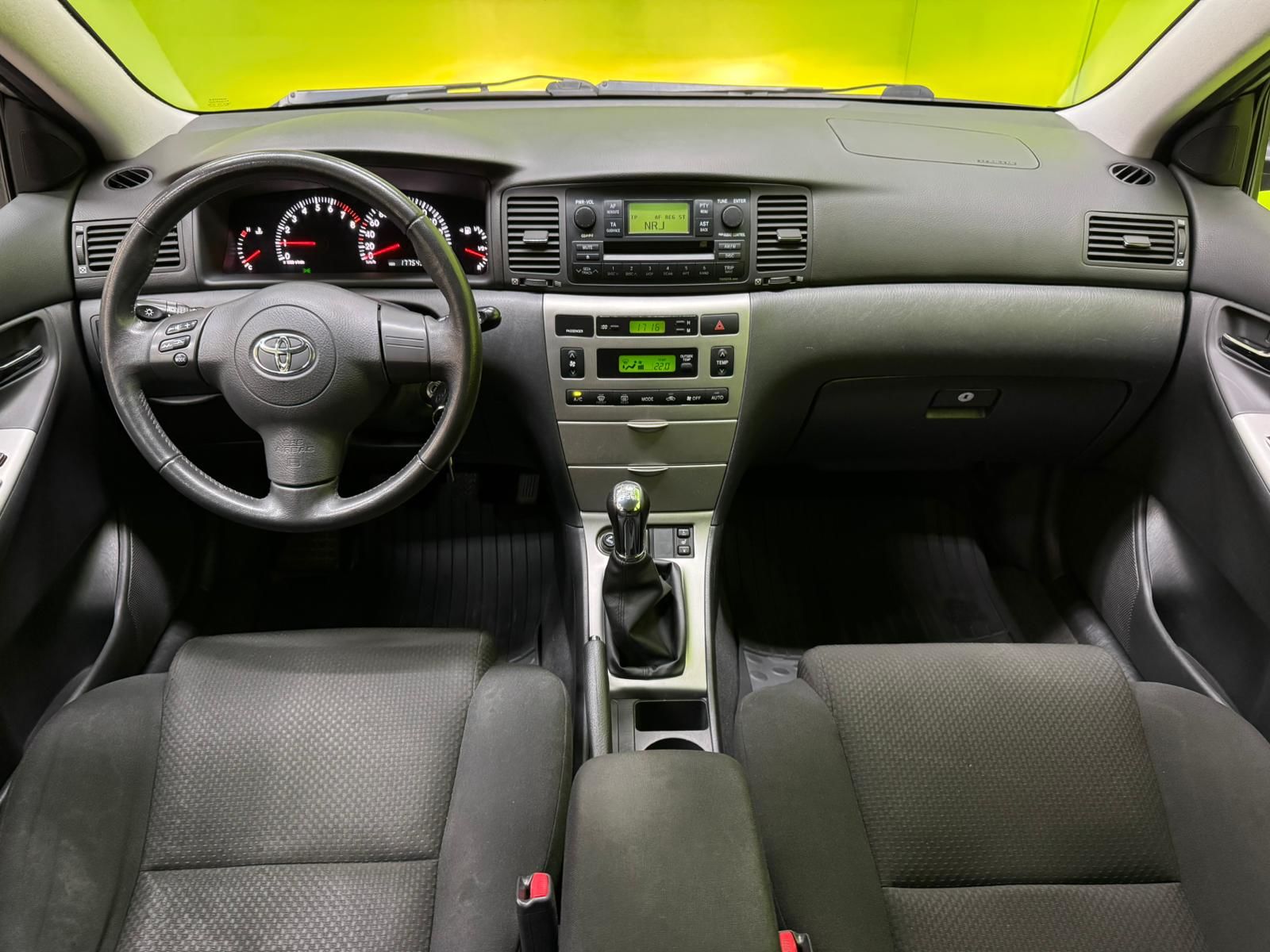Toyota Corolla 2005