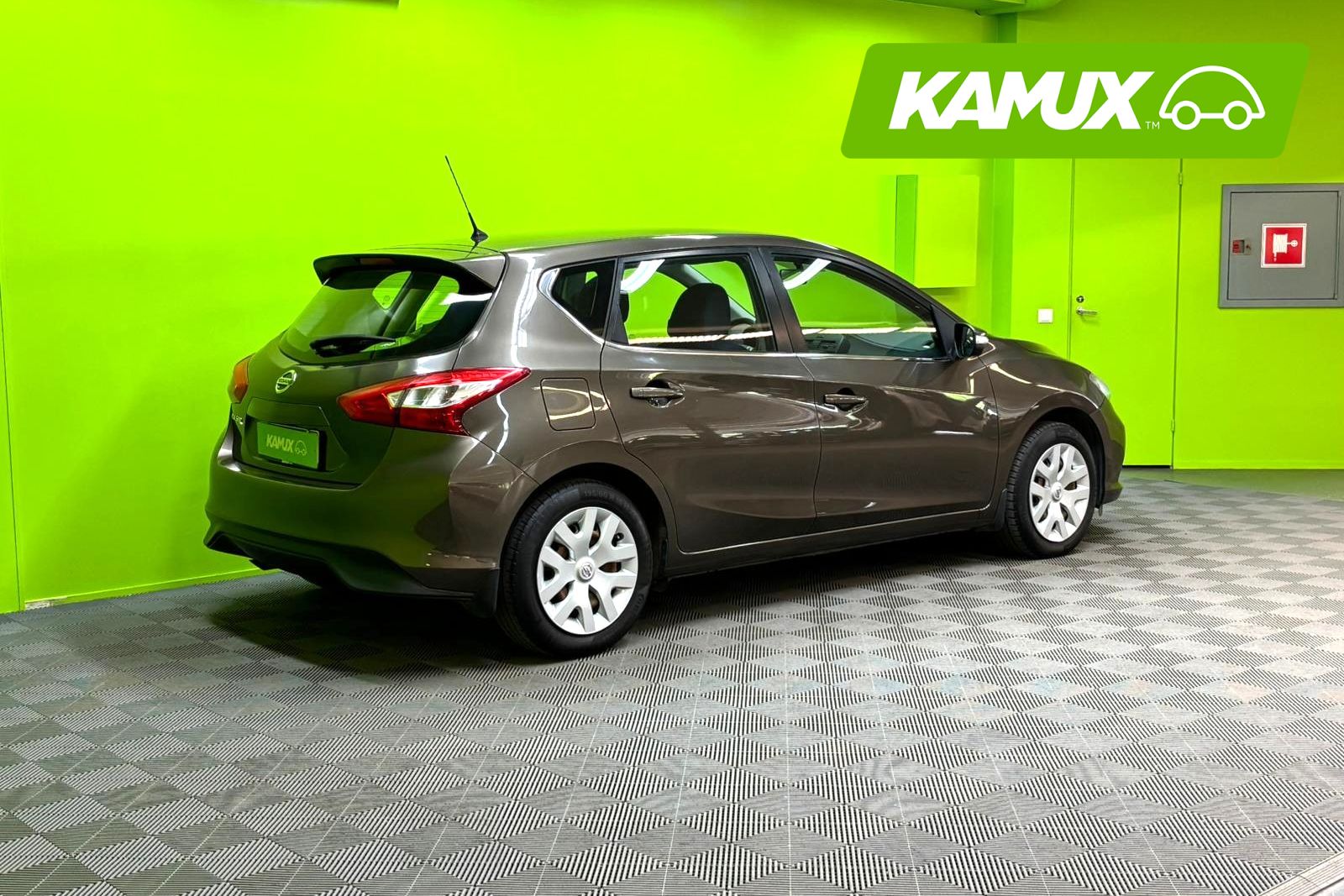 Nissan Pulsar 2016