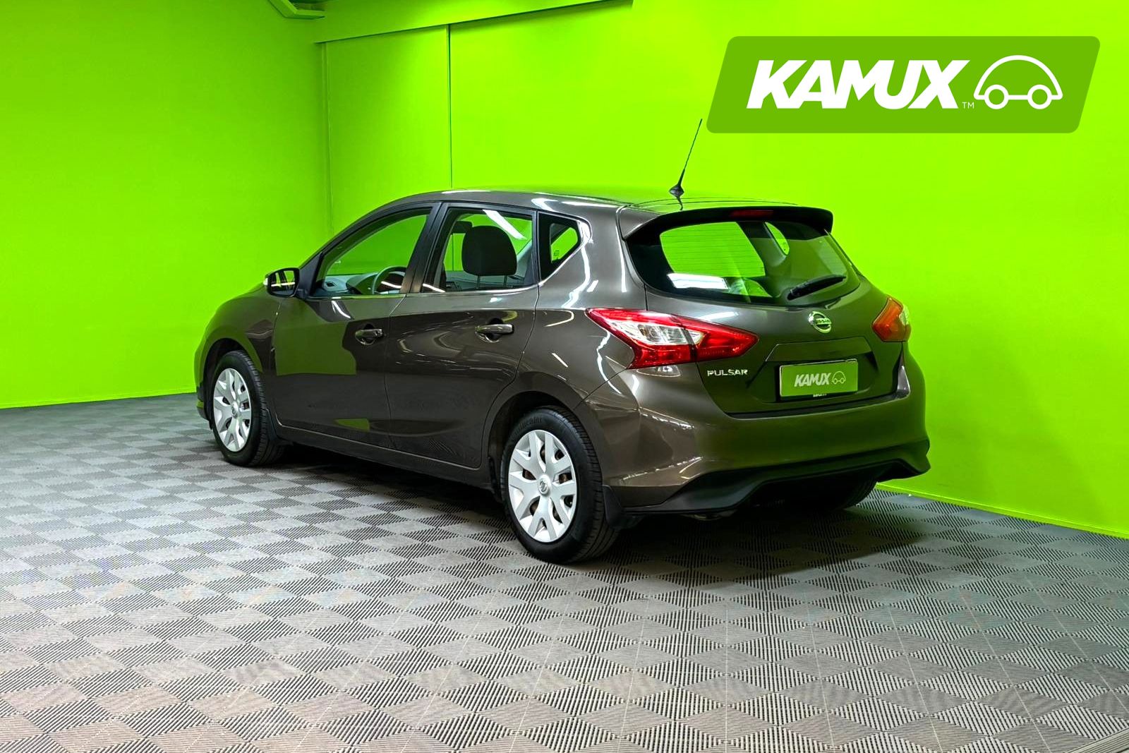 Nissan Pulsar 2016