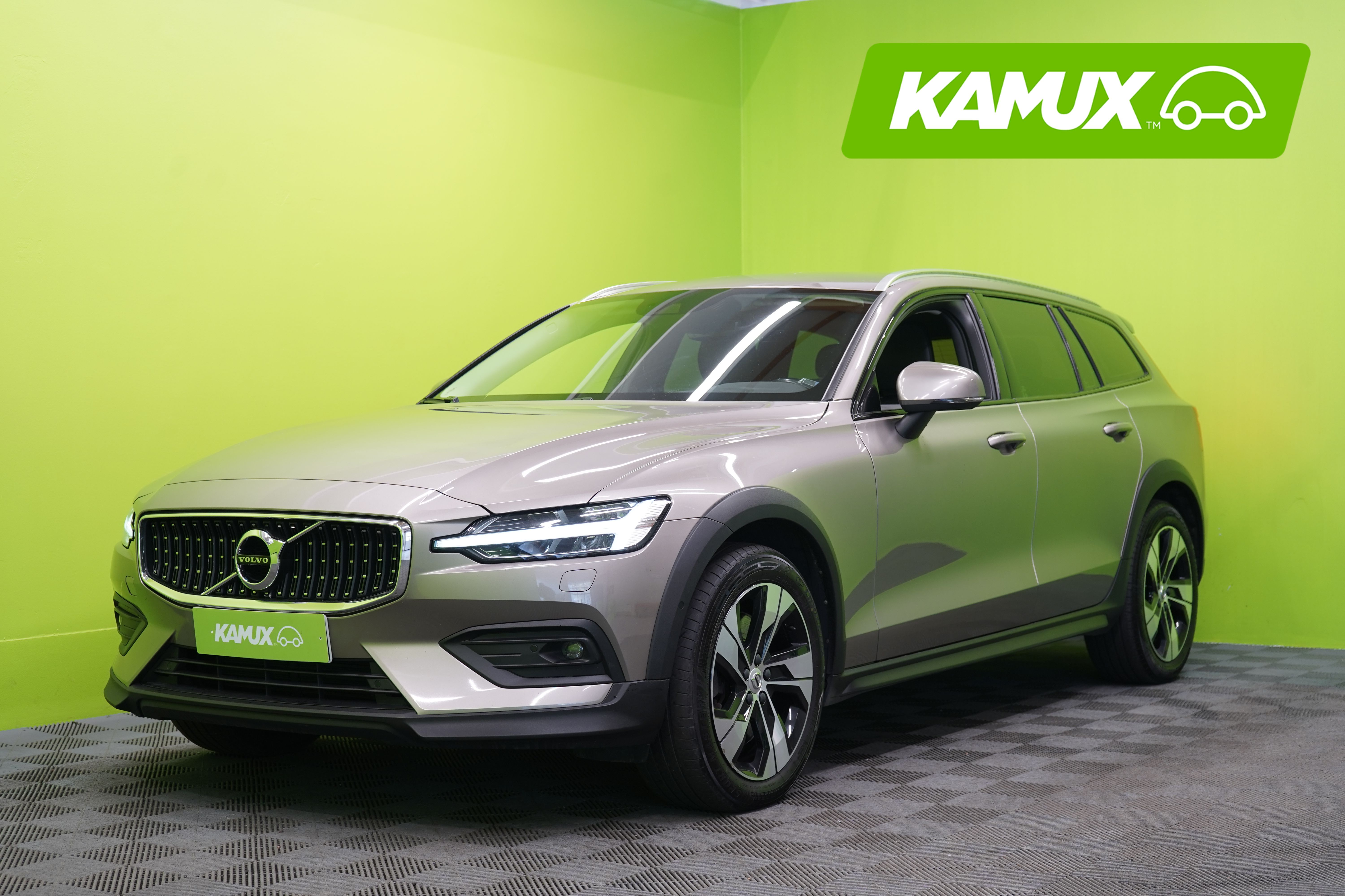 Volvo V60 Cross Country 2020