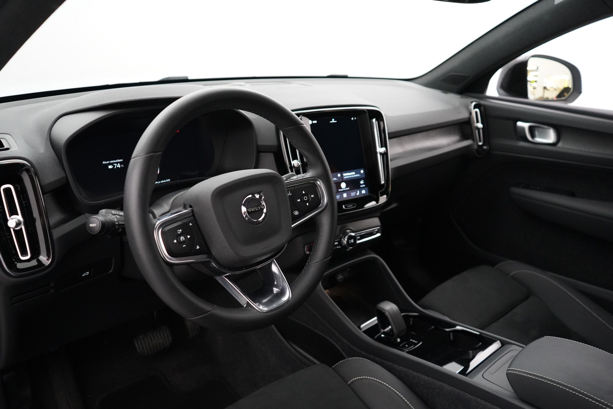 Volvo C40 2024
