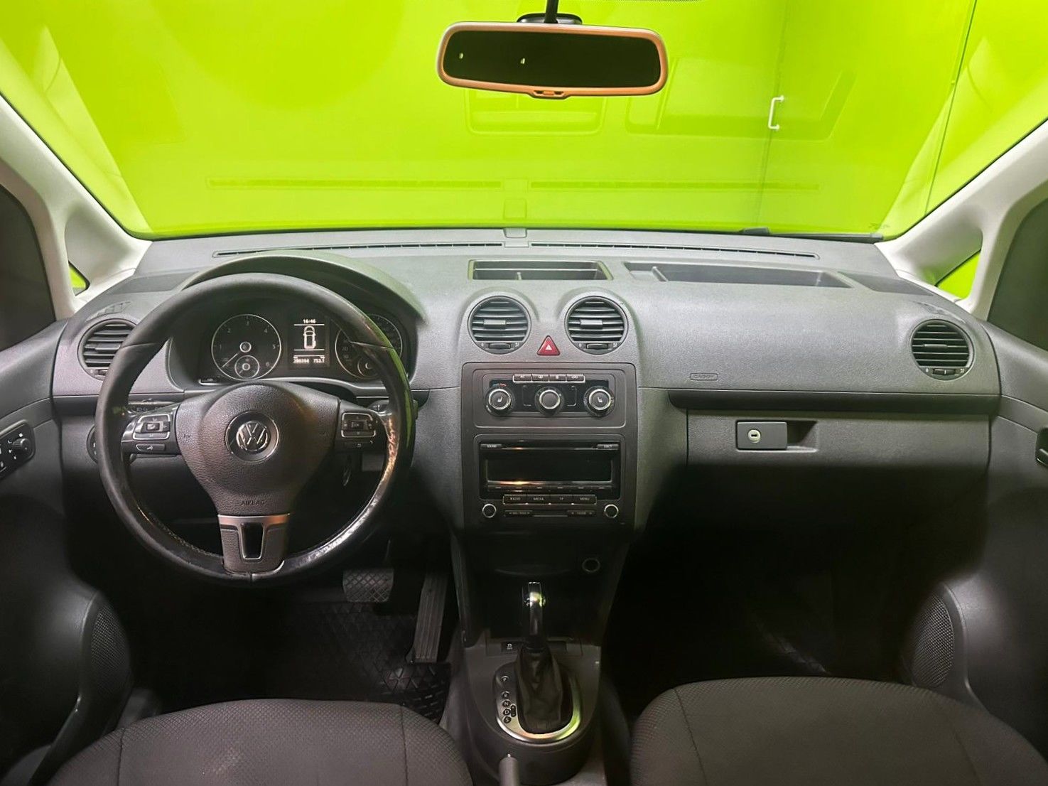 Volkswagen Caddy 2012