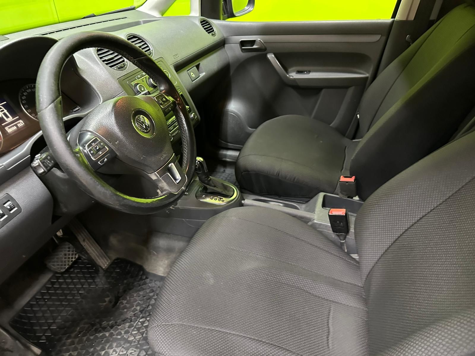 Volkswagen Caddy 2012