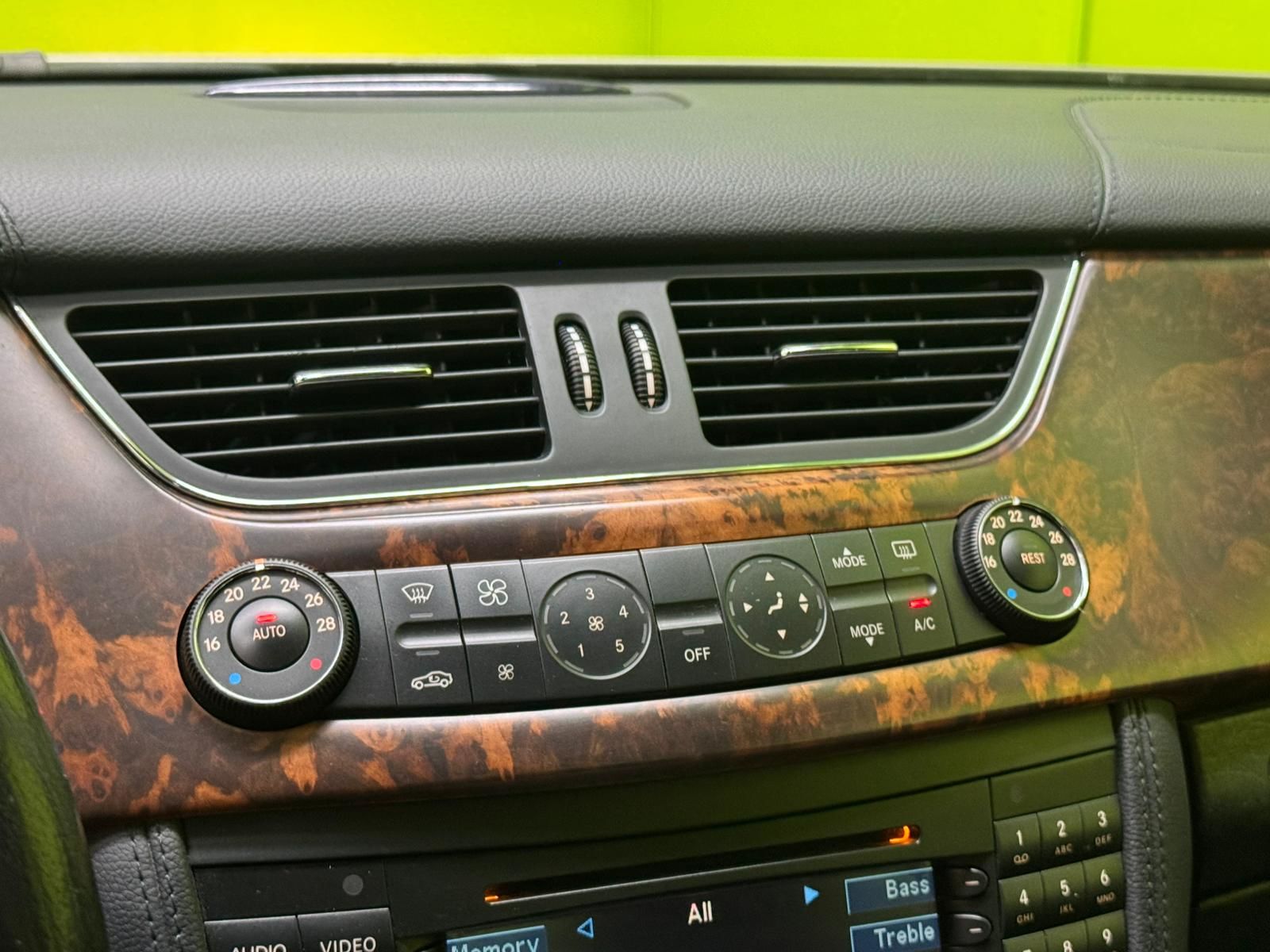 Mercedes-Benz CLS 2006