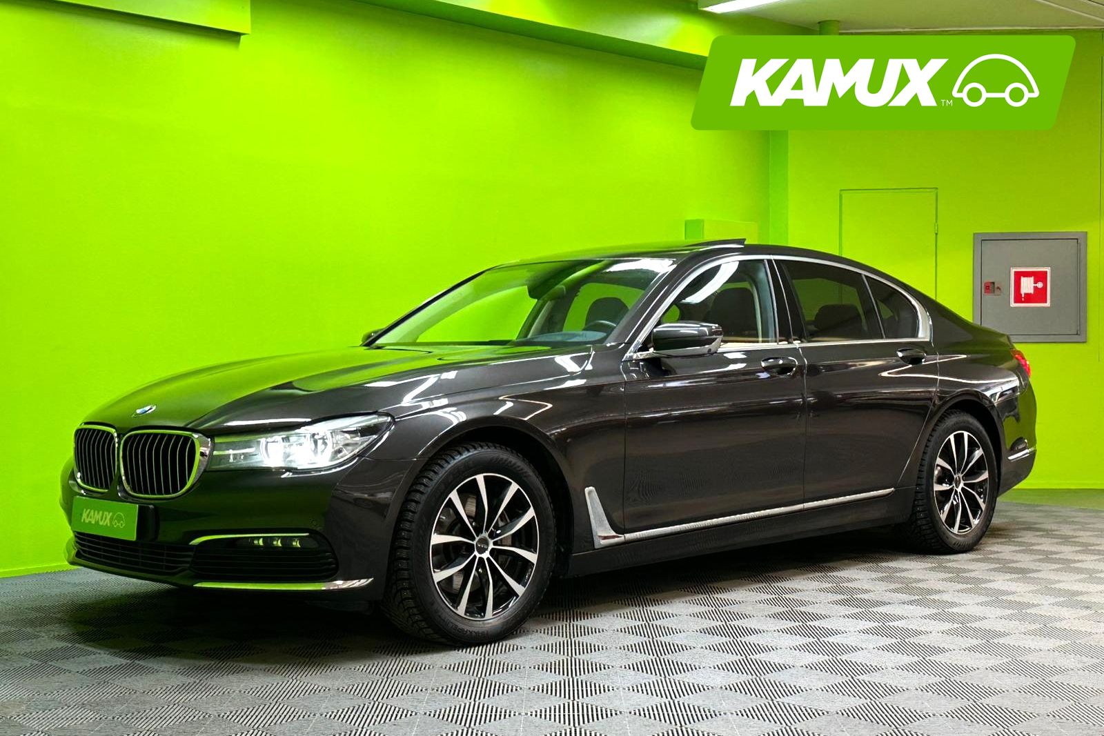 BMW 730 2016