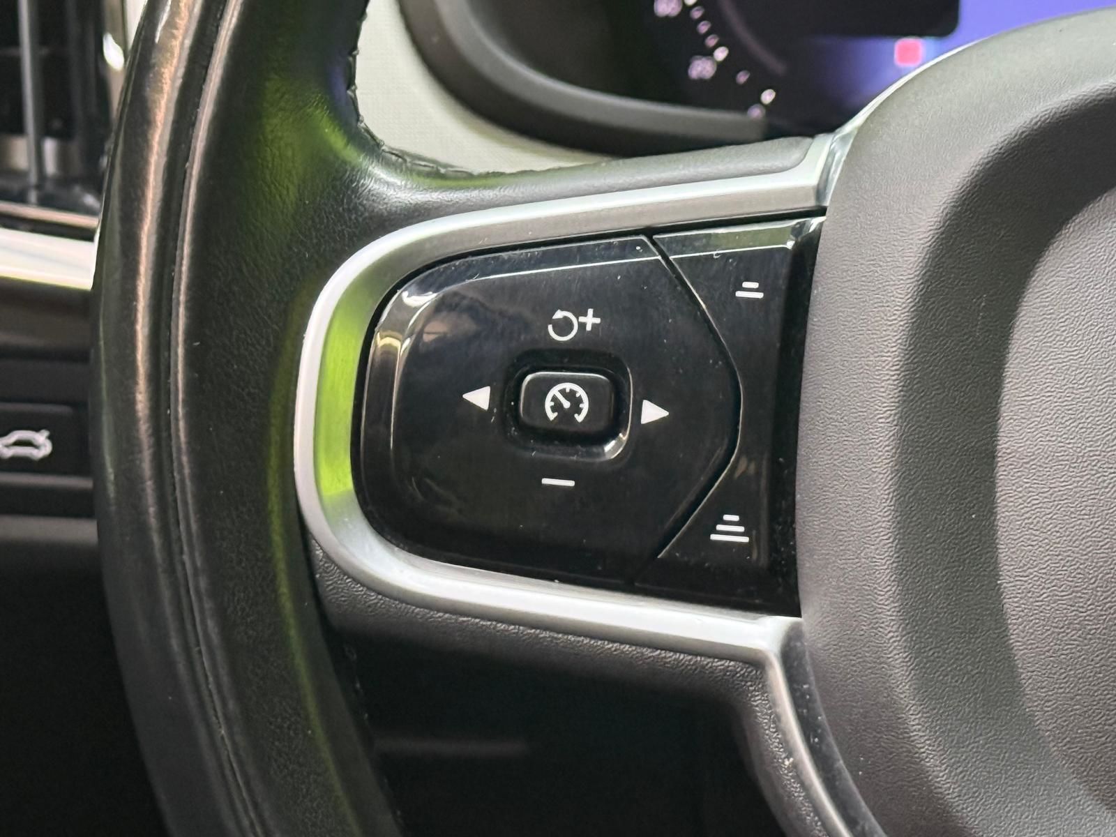 Volvo V90 2022
