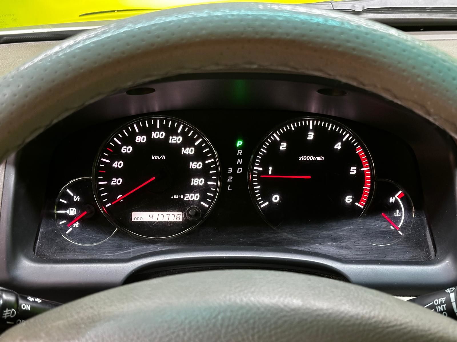 Toyota Land Cruiser 2004