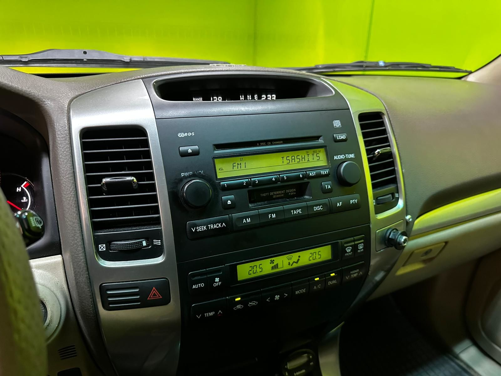 Toyota Land Cruiser 2004