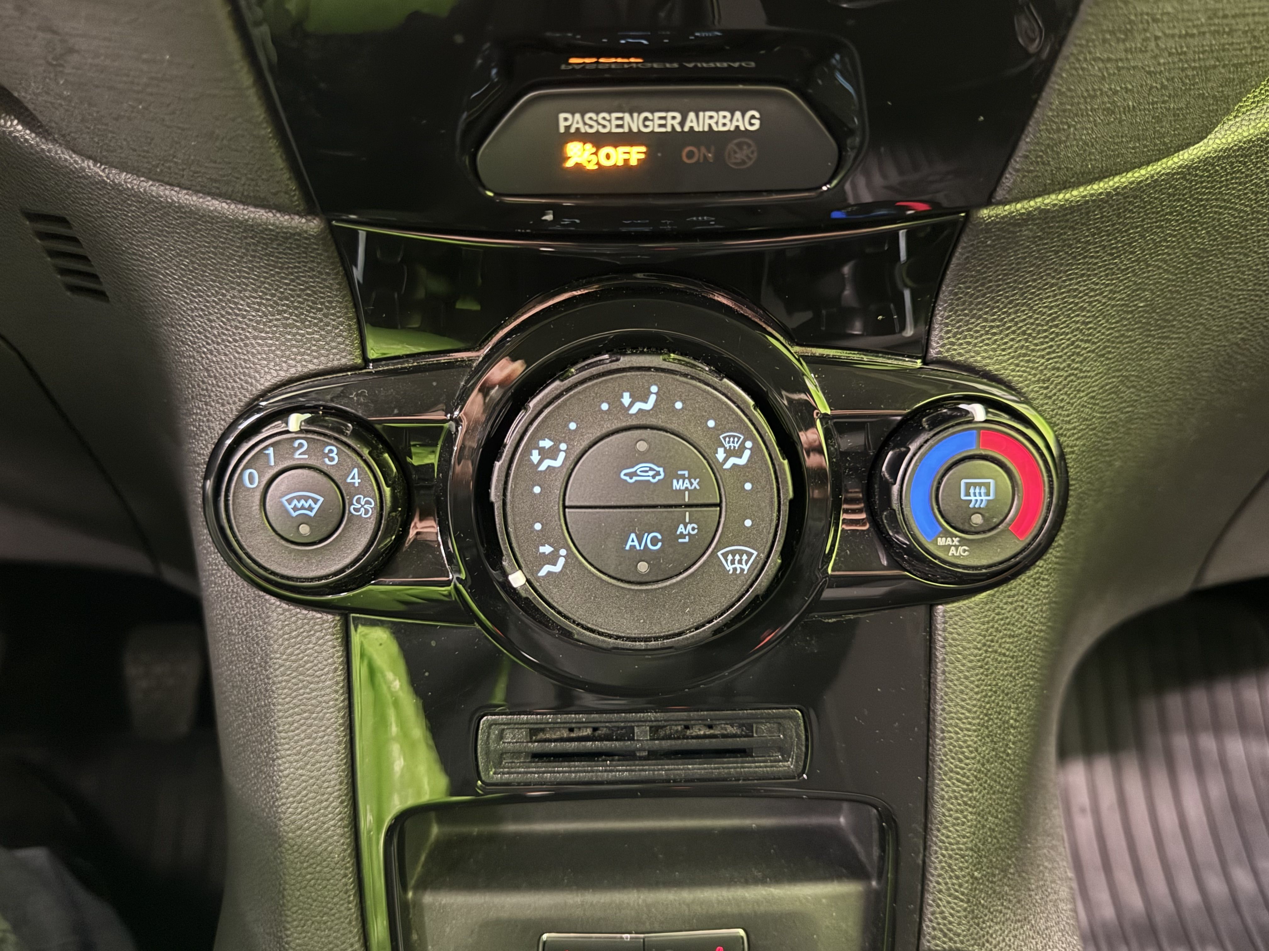 Ford Fiesta Van 2017
