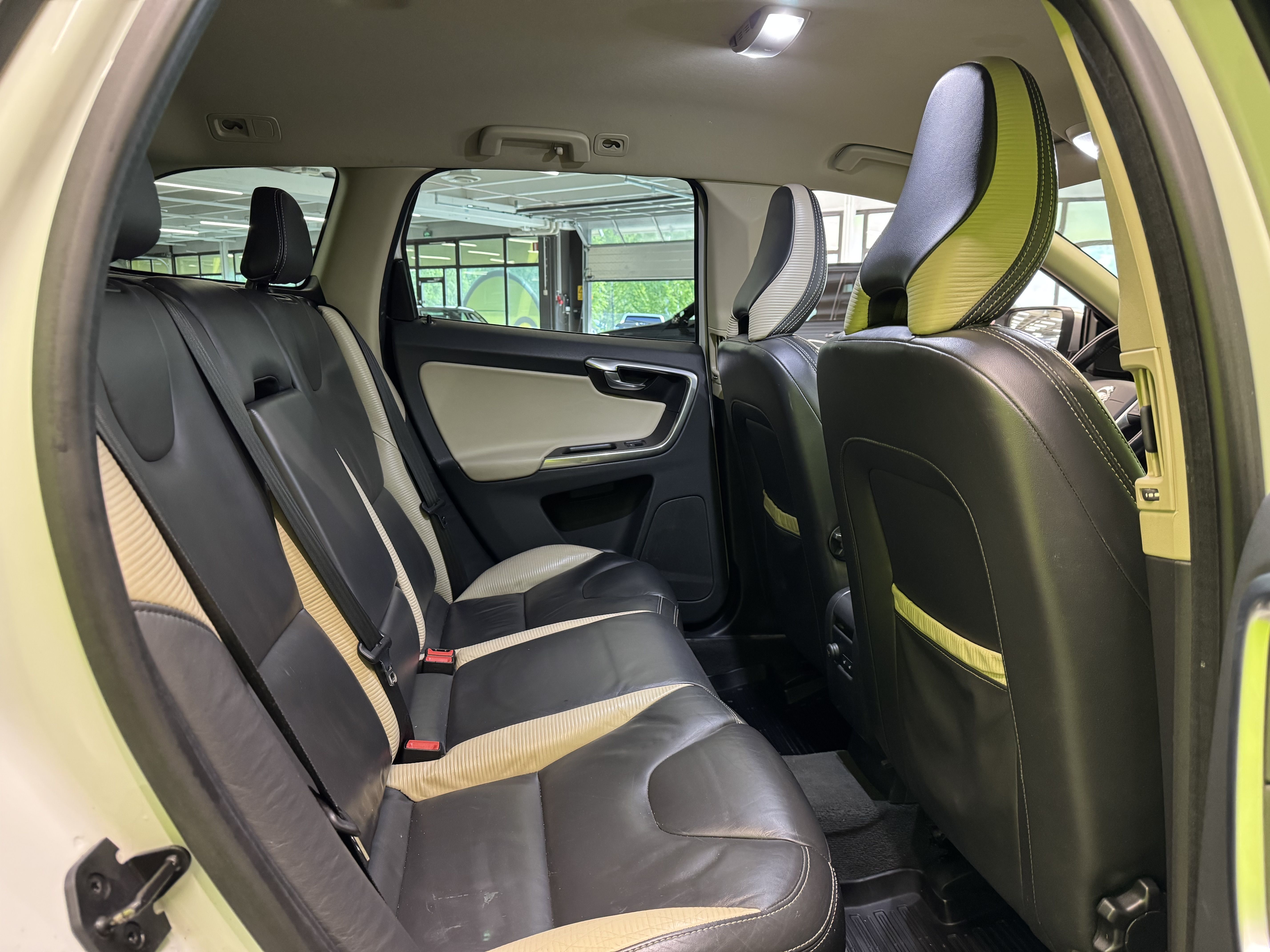 Volvo XC60 2012