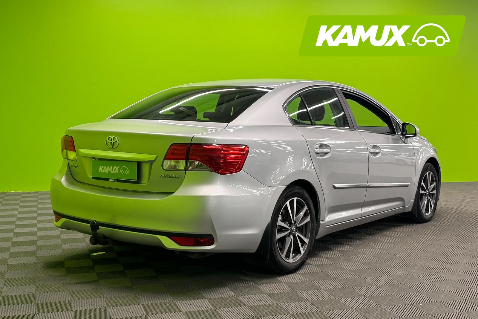 Toyota Avensis 2012
