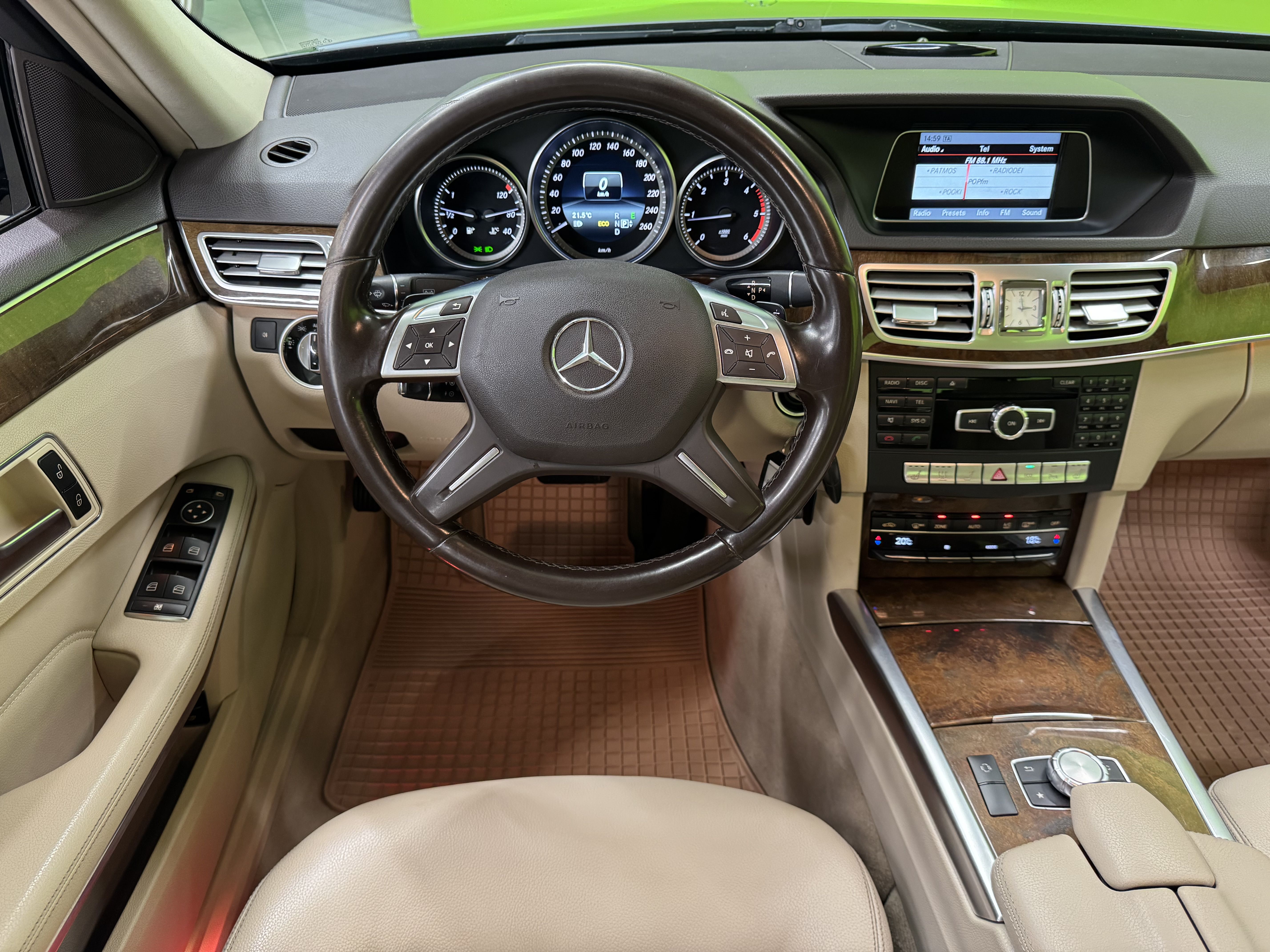 Mercedes-Benz E 2014