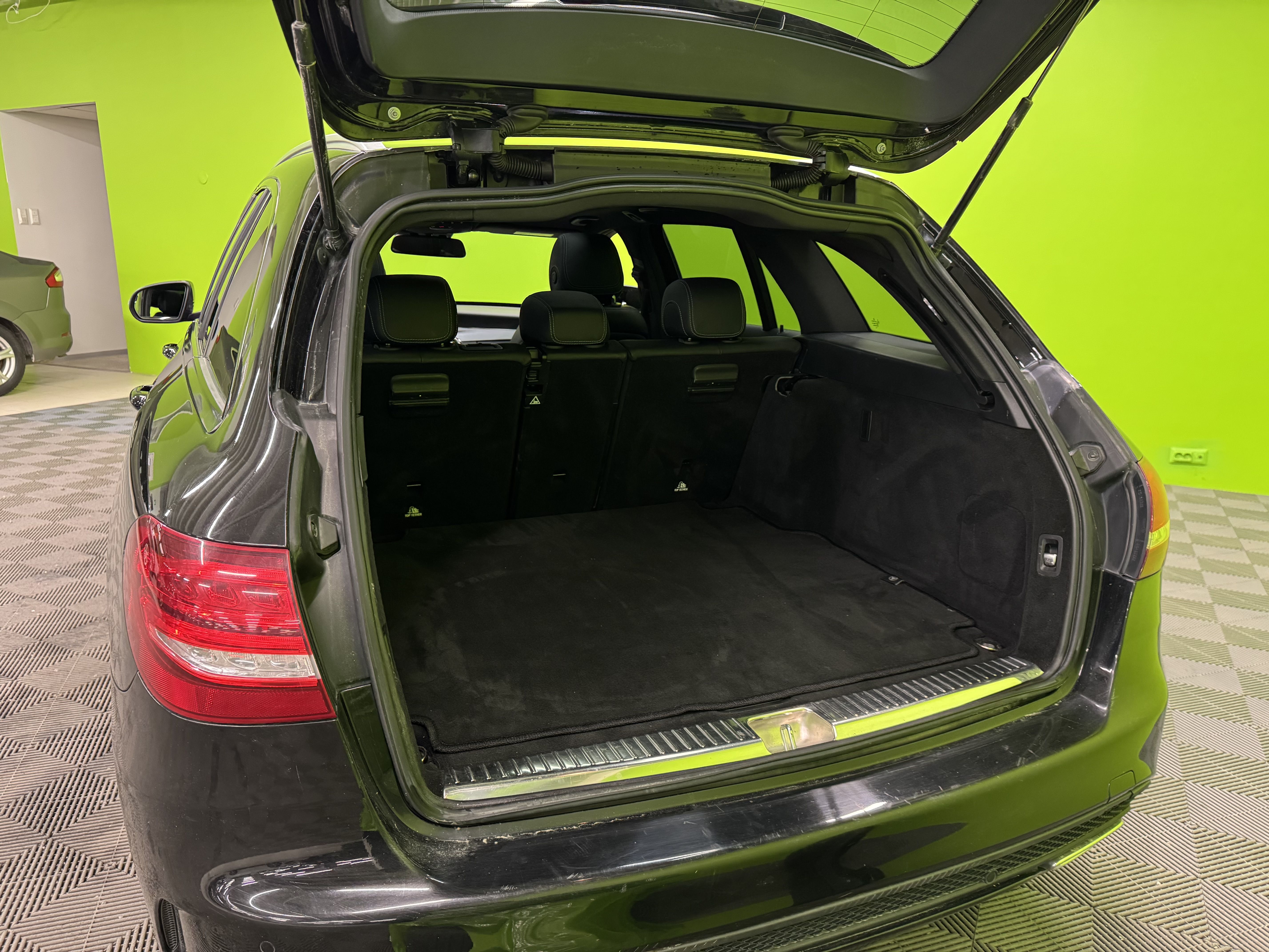 Mercedes-Benz C 2016