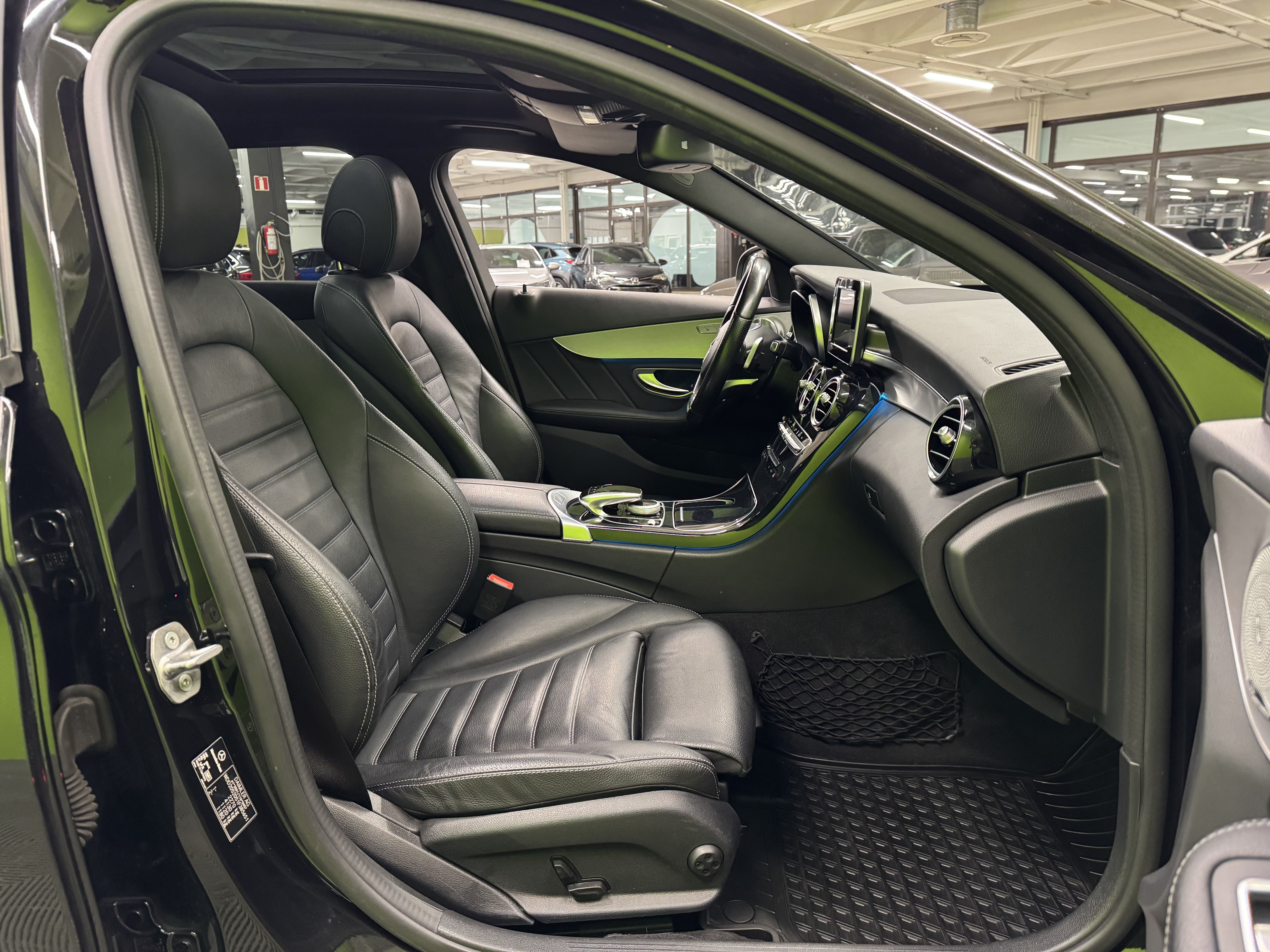 Mercedes-Benz C 2016