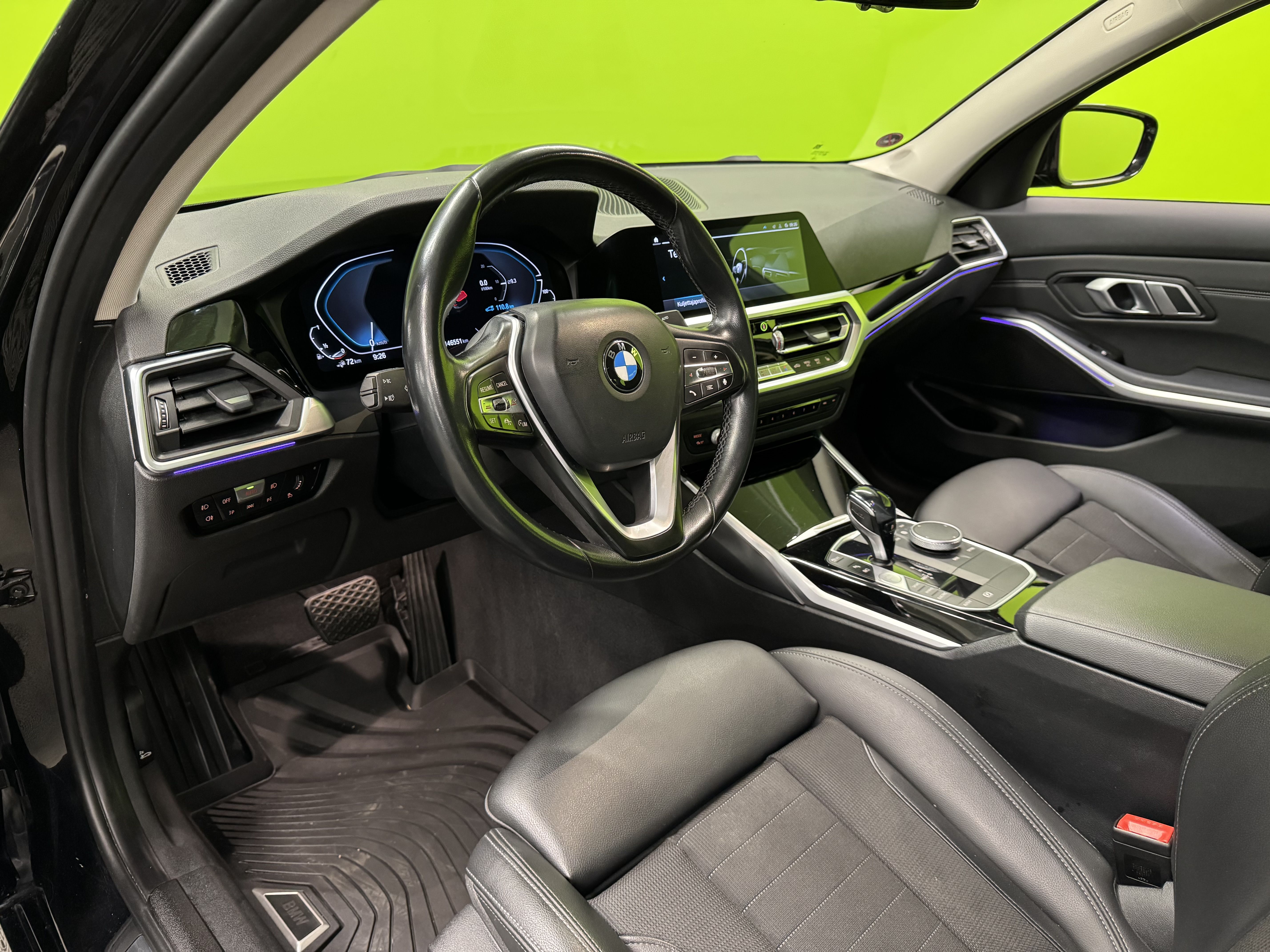 BMW 330 2020