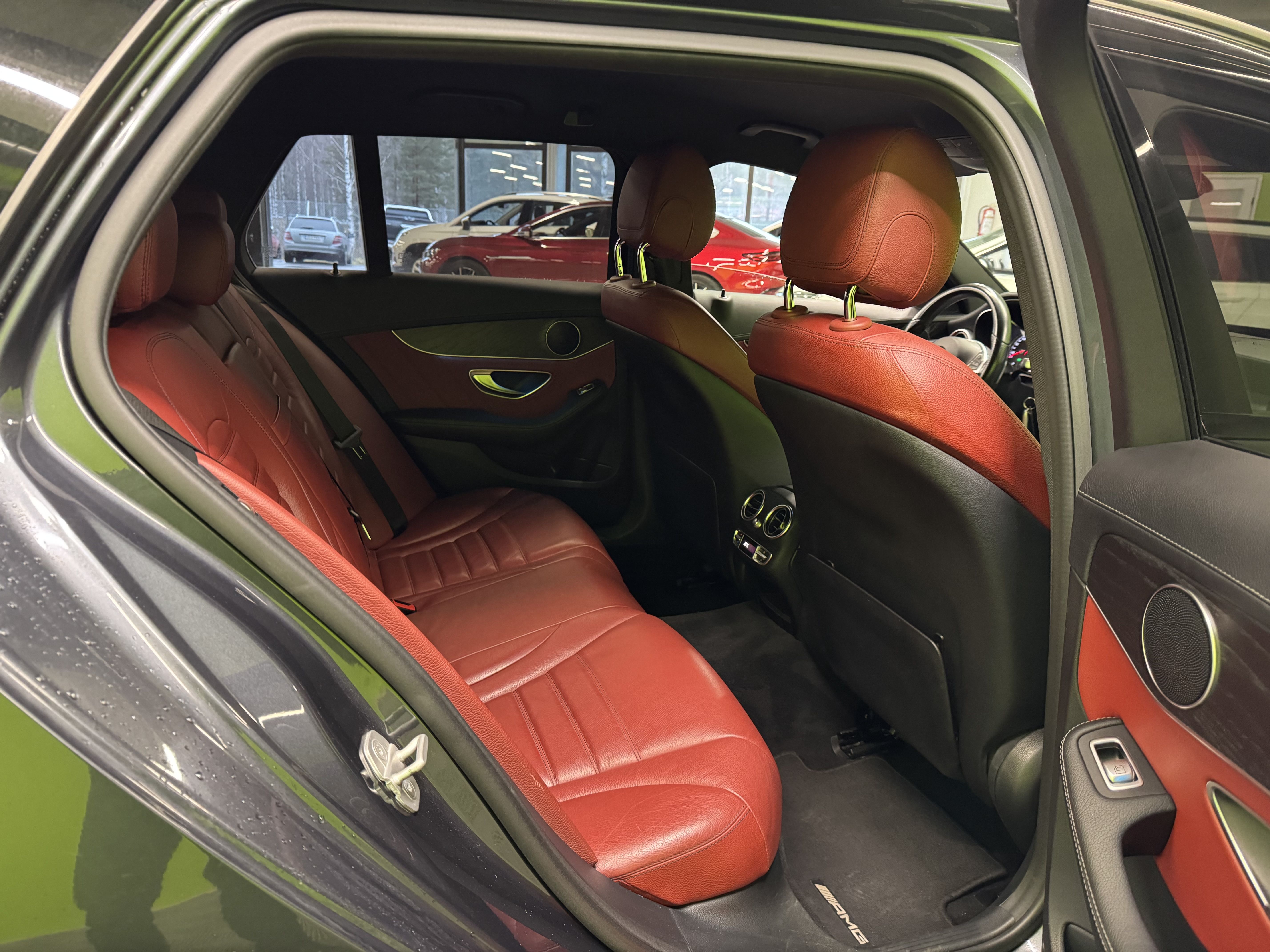 Mercedes-Benz C 2015