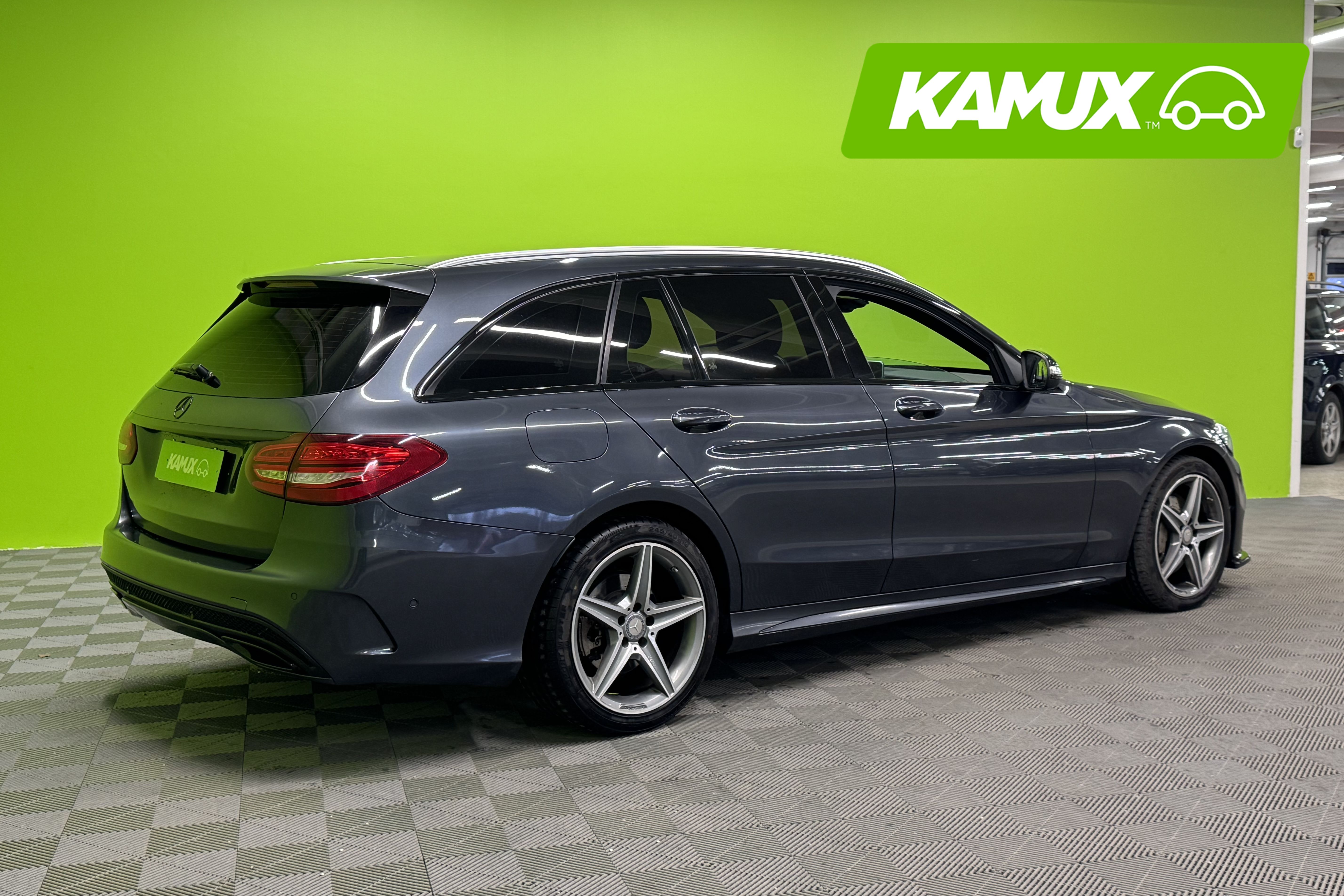 Mercedes-Benz C 2015