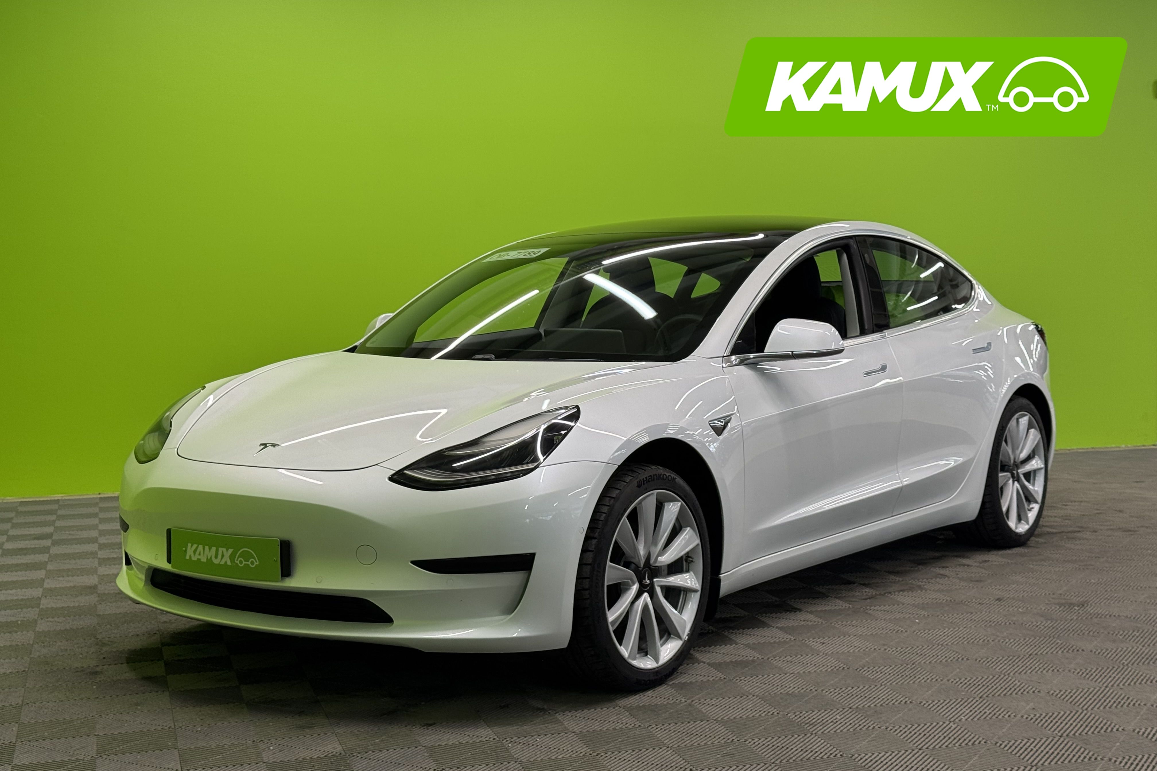 Tesla Model 3 2020