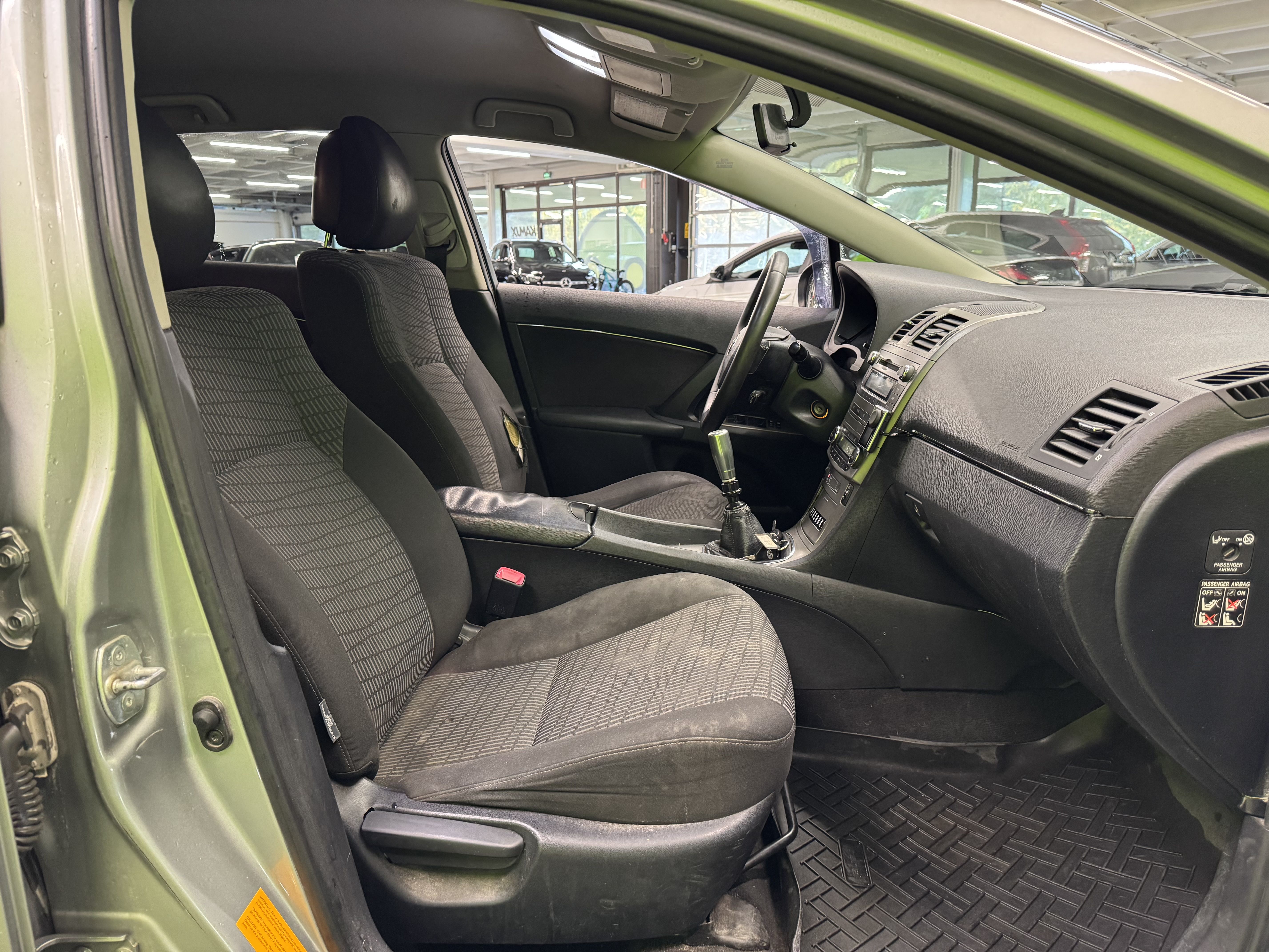 Toyota Avensis 2010