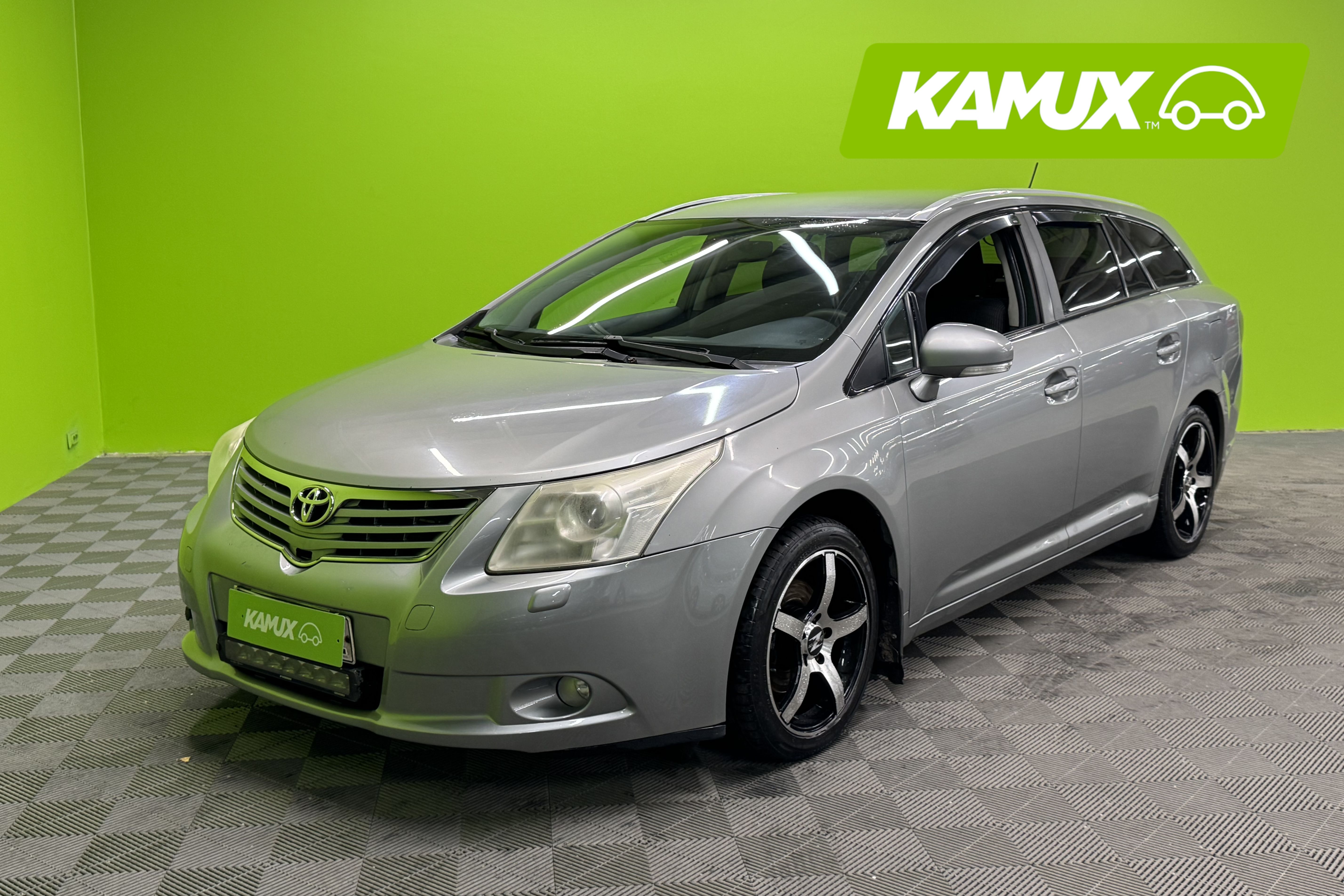 Toyota Avensis 2010