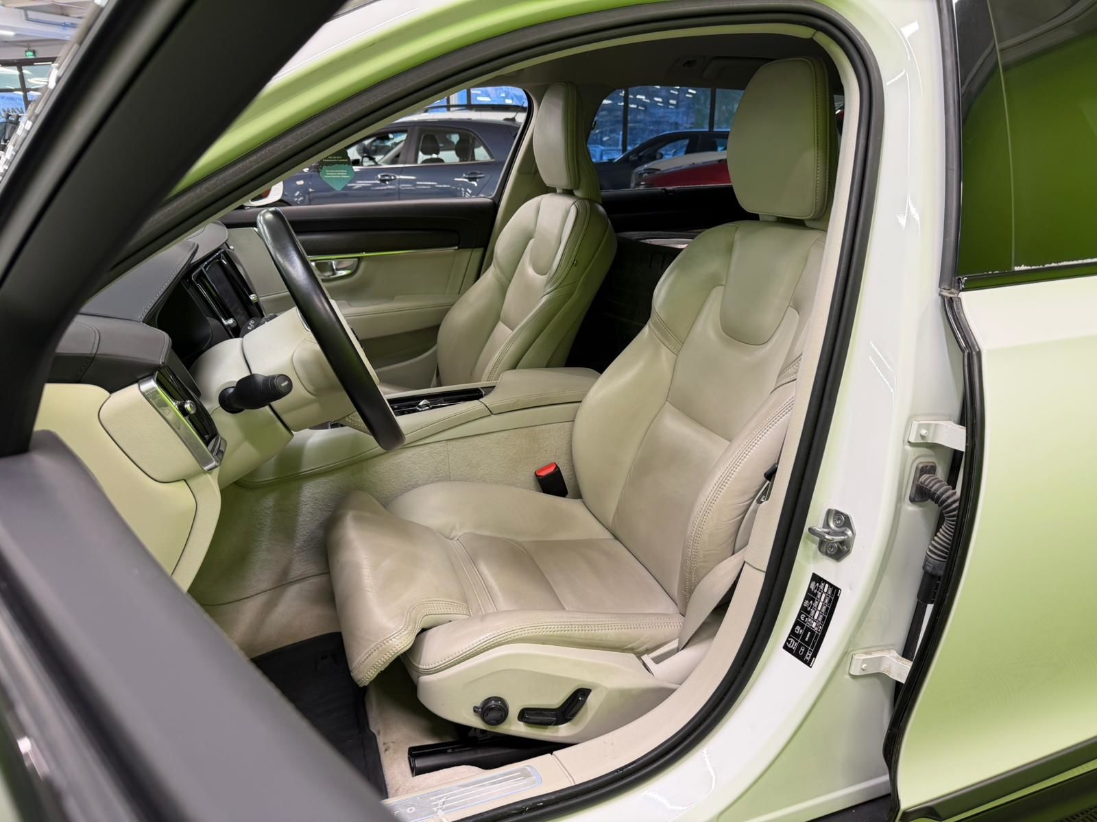 Volvo V90 Cross Country 2019