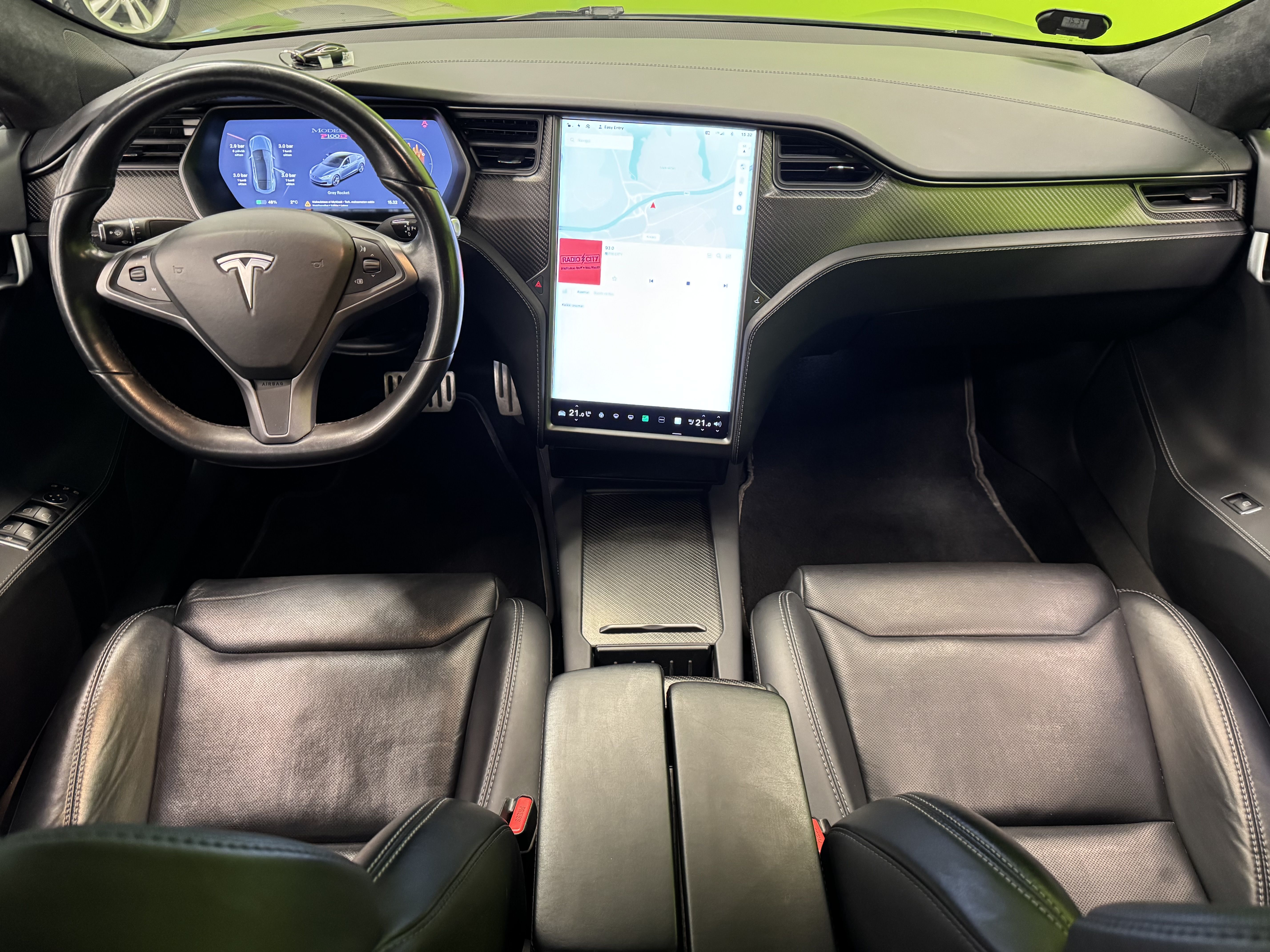 Tesla Model S 2019