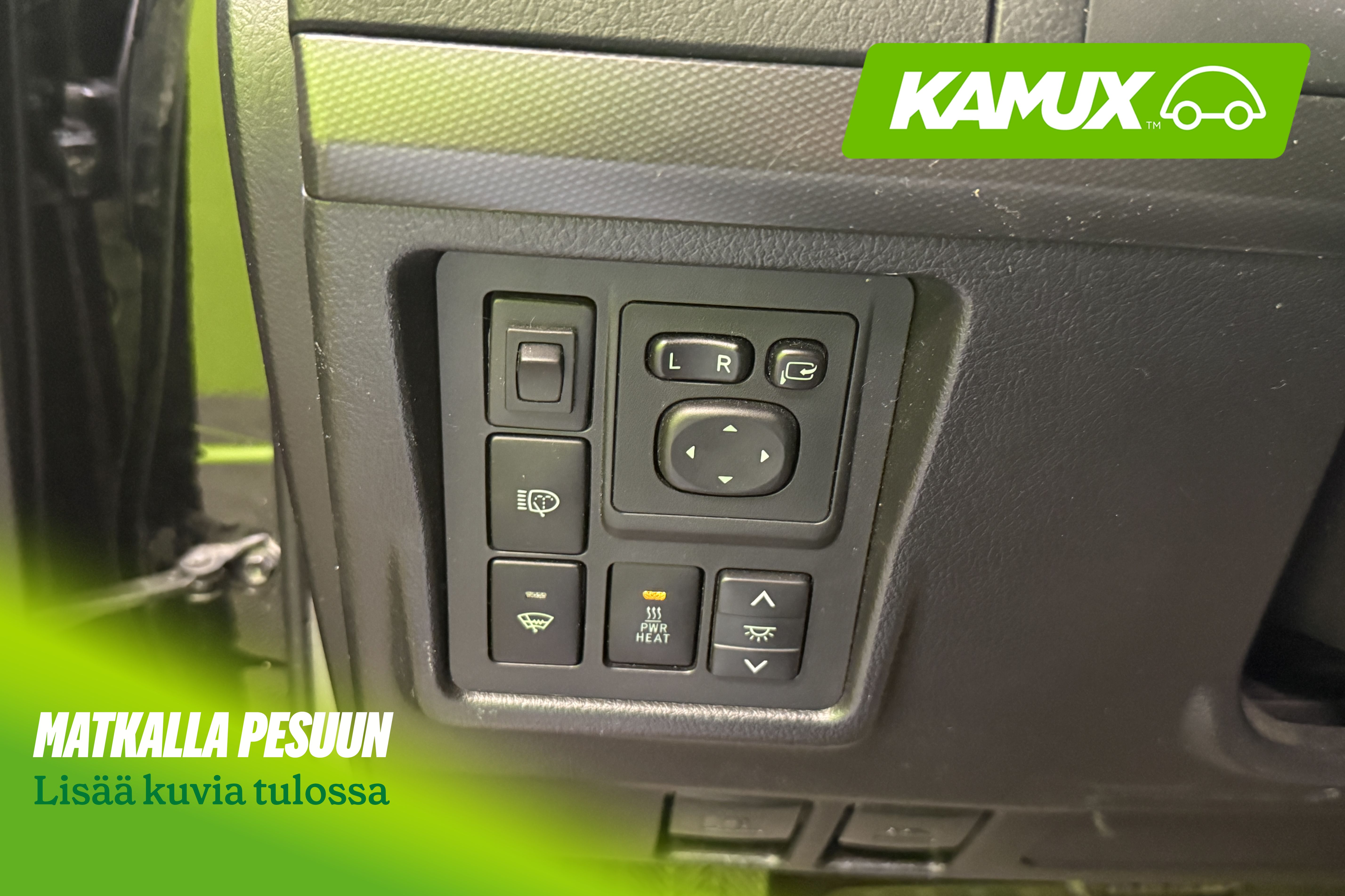 Toyota Land Cruiser 2012