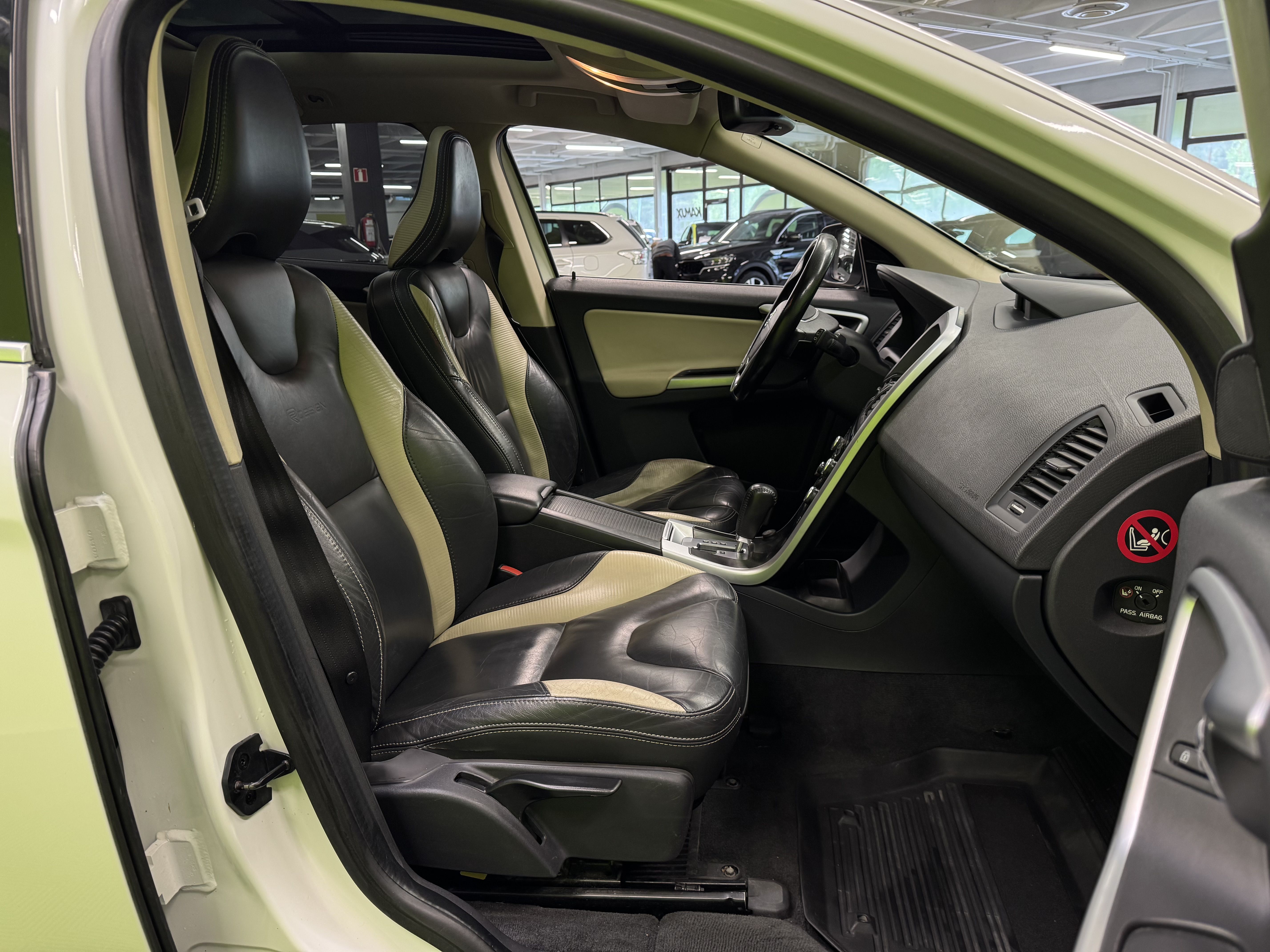 Volvo XC60 2010