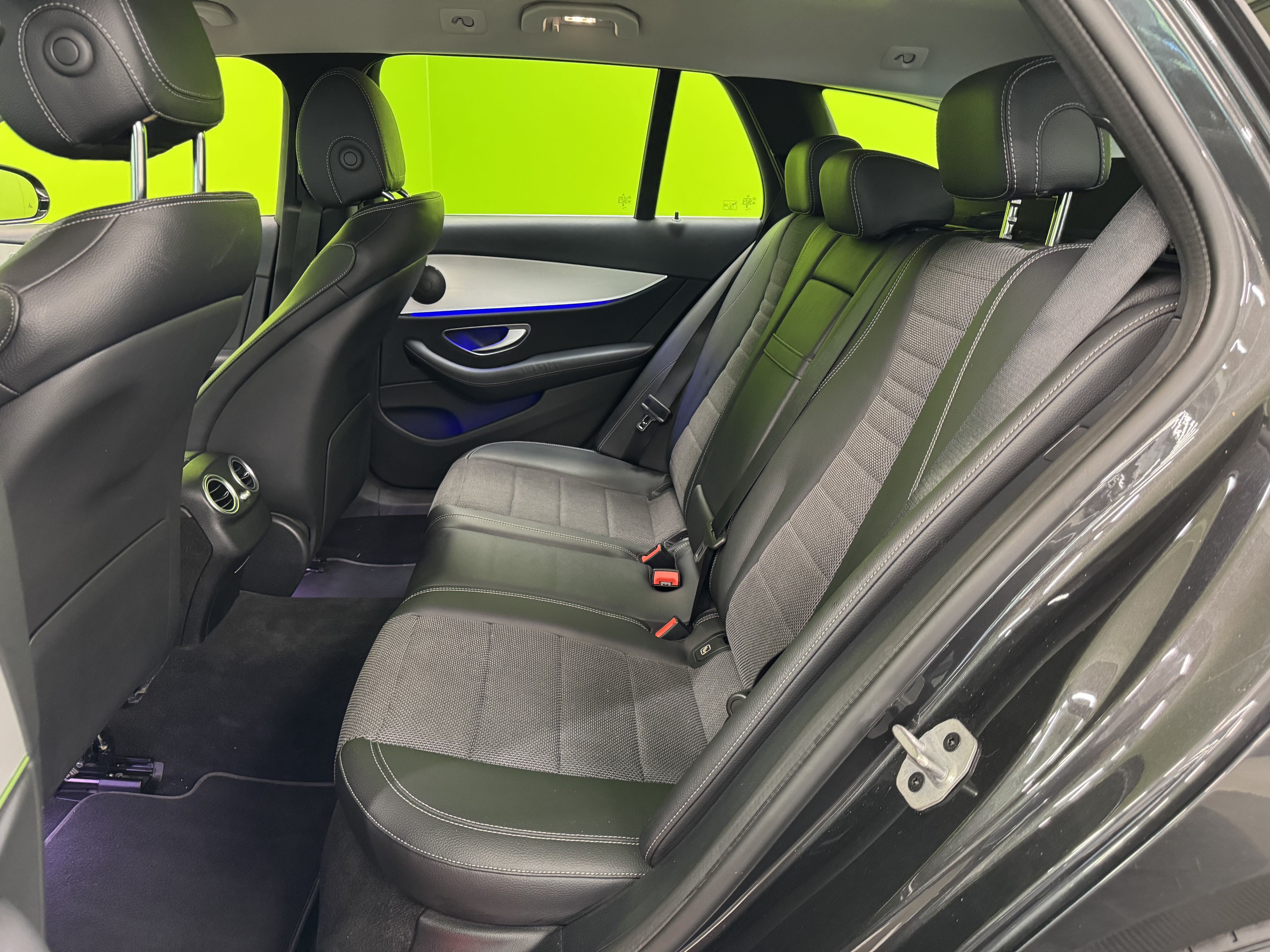 Mercedes-Benz E 2023